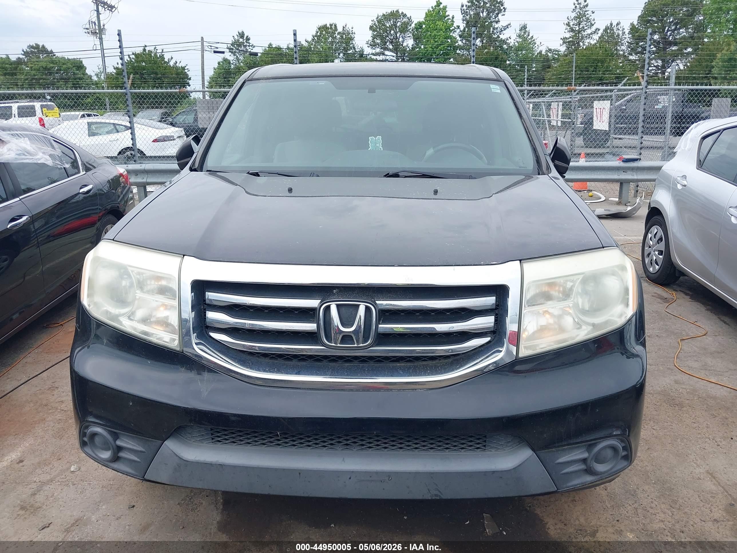 HONDA PILOT image 6