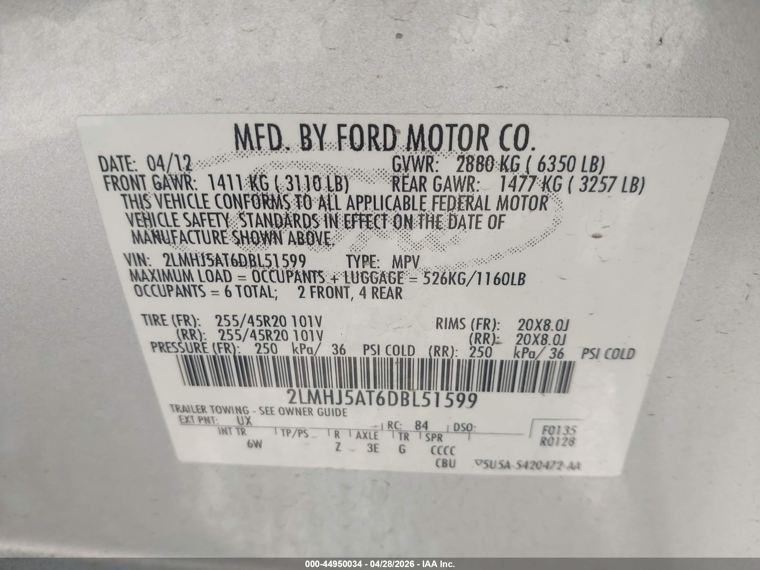 LINCOLN MKT image 9