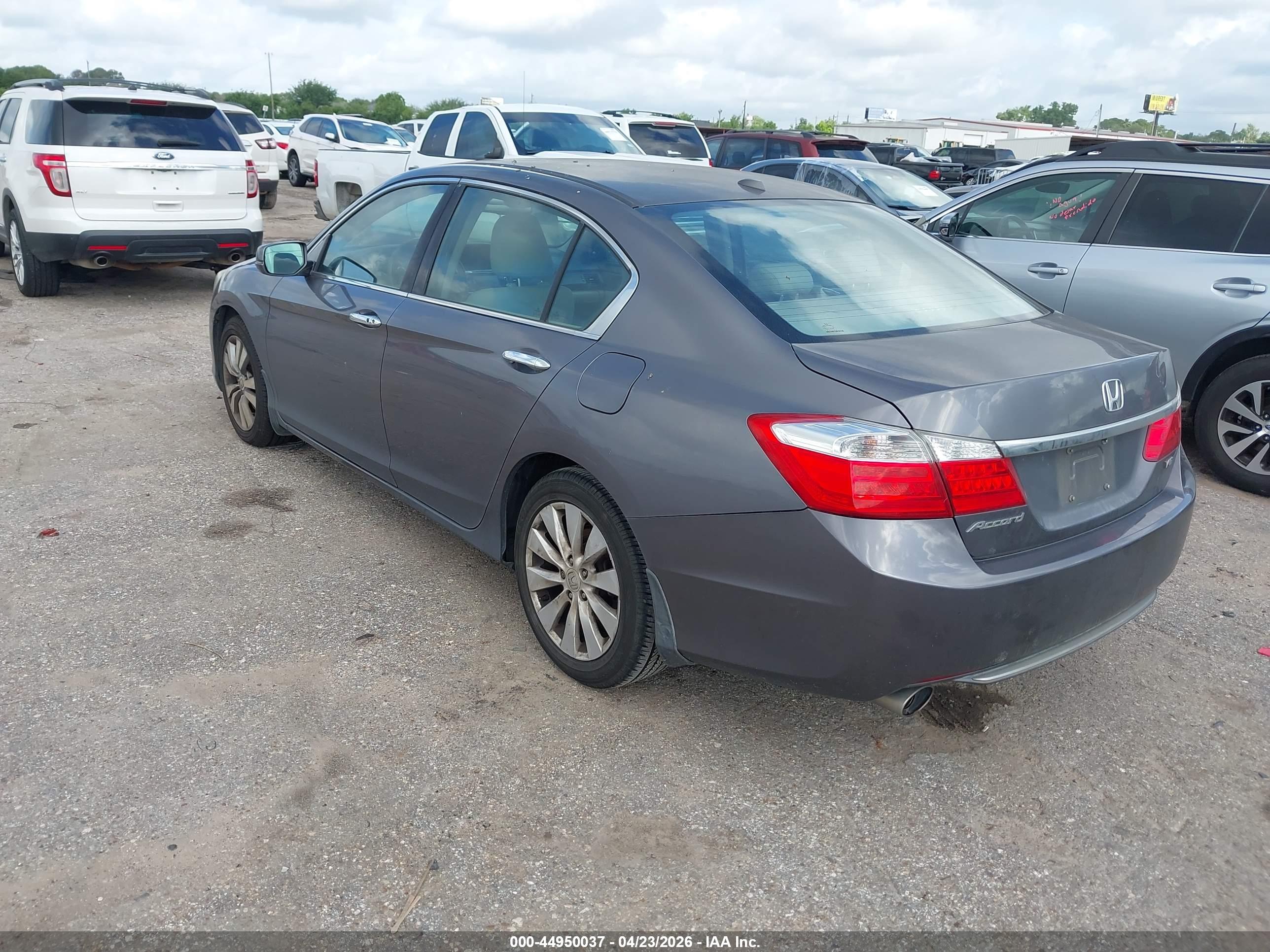 HONDA ACCORD image 3