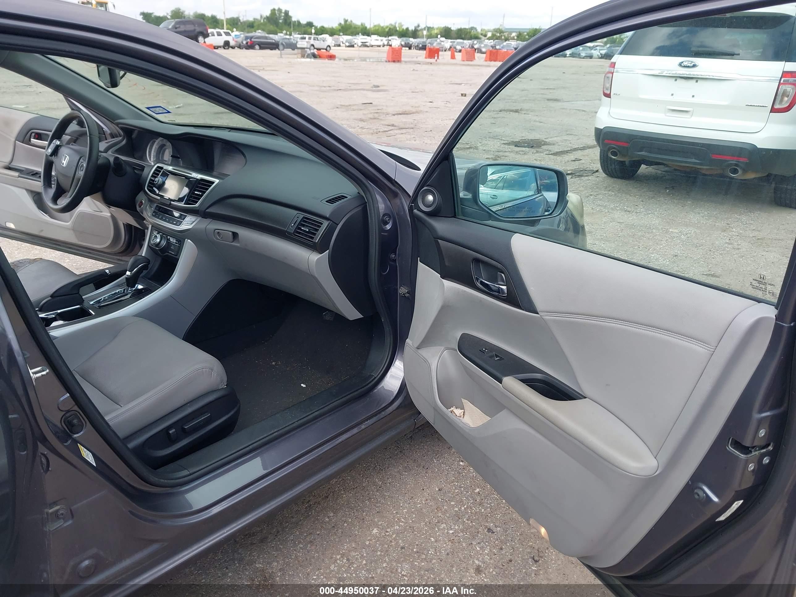 HONDA ACCORD image 5