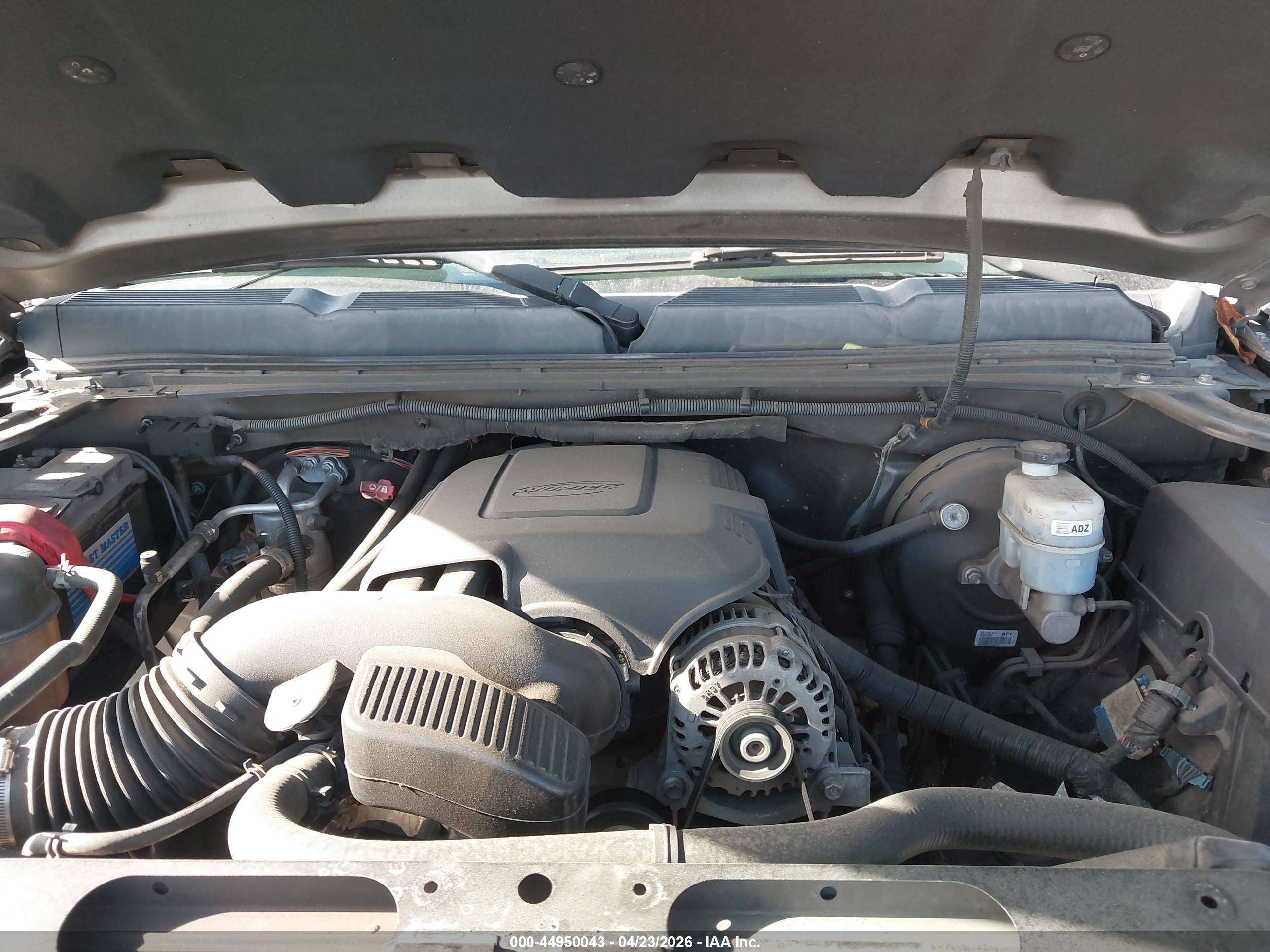 CHEVROLET SILVERADO image 10