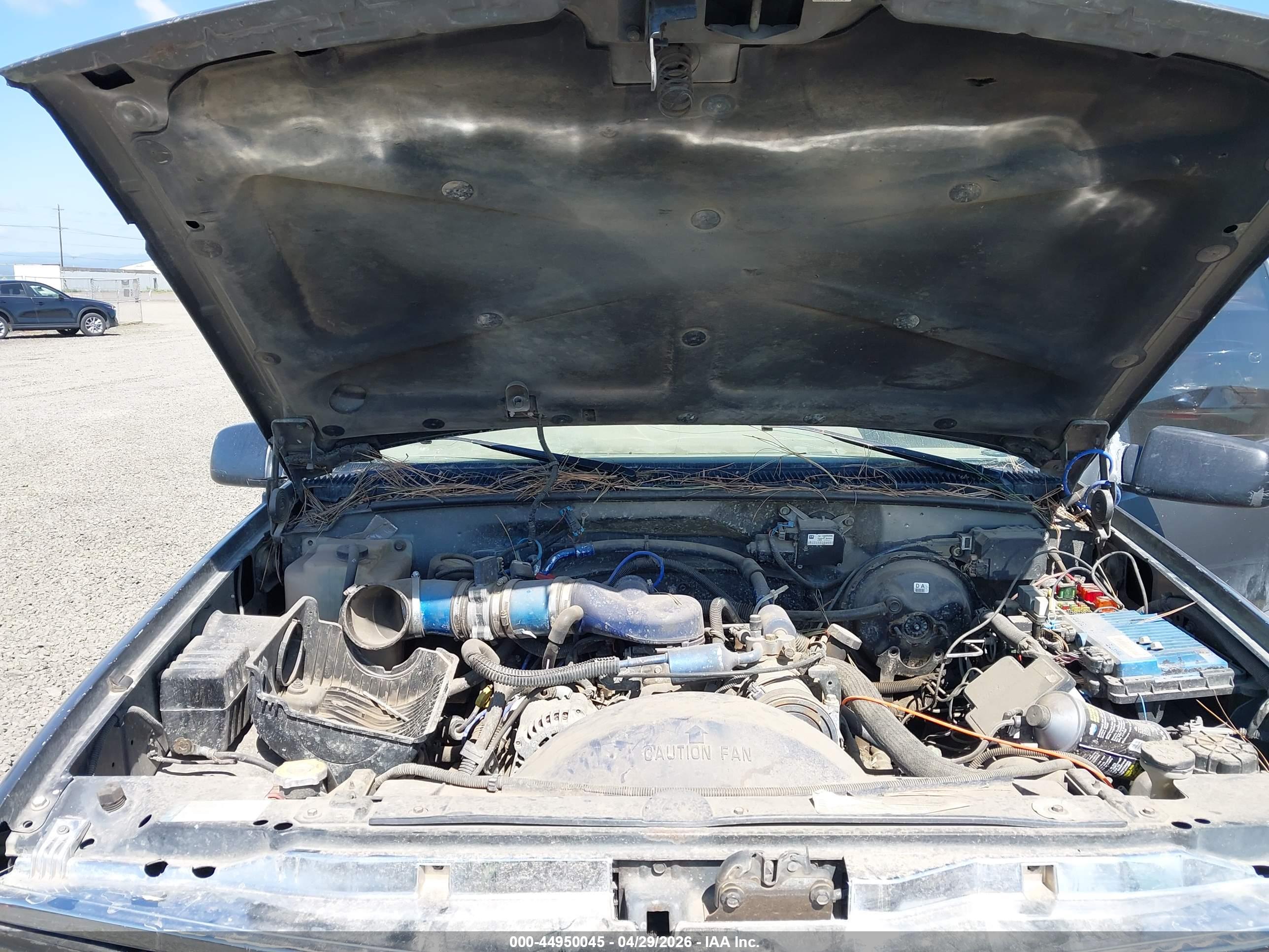 CHEVROLET SUBURBAN image 10