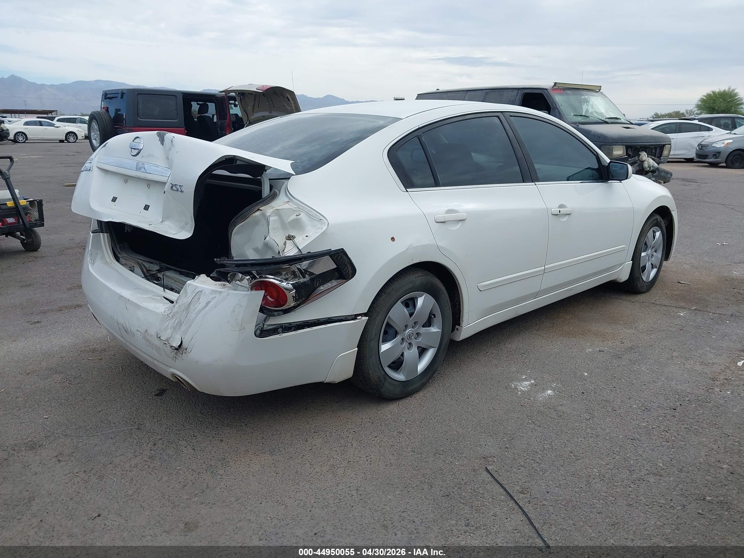 NISSAN ALTIMA image 4