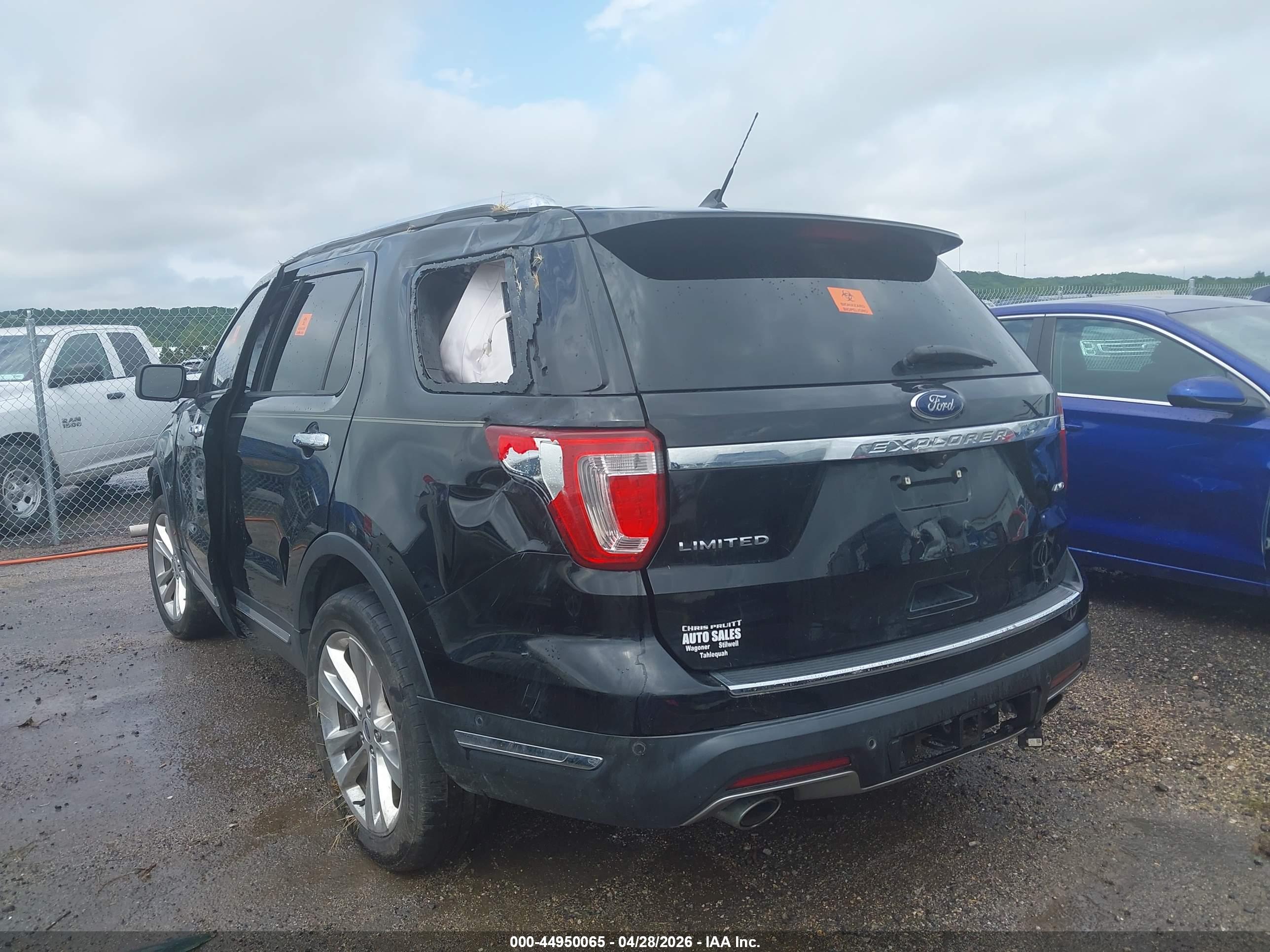 FORD EXPLORER image 3