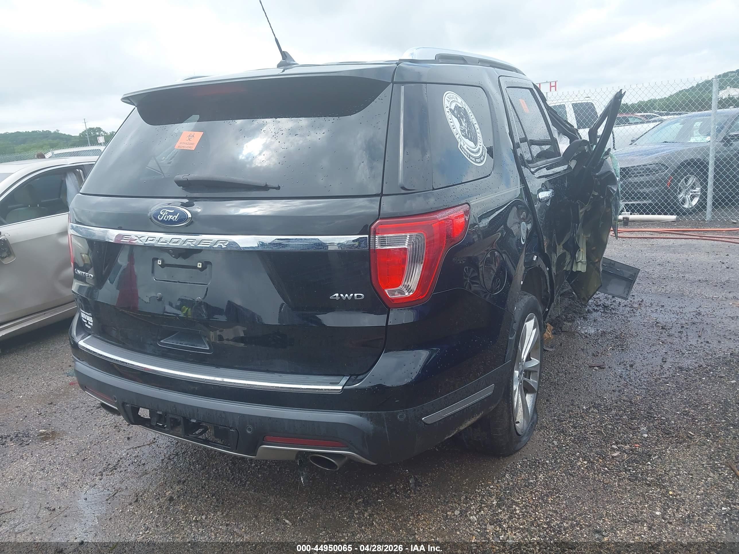 FORD EXPLORER image 4