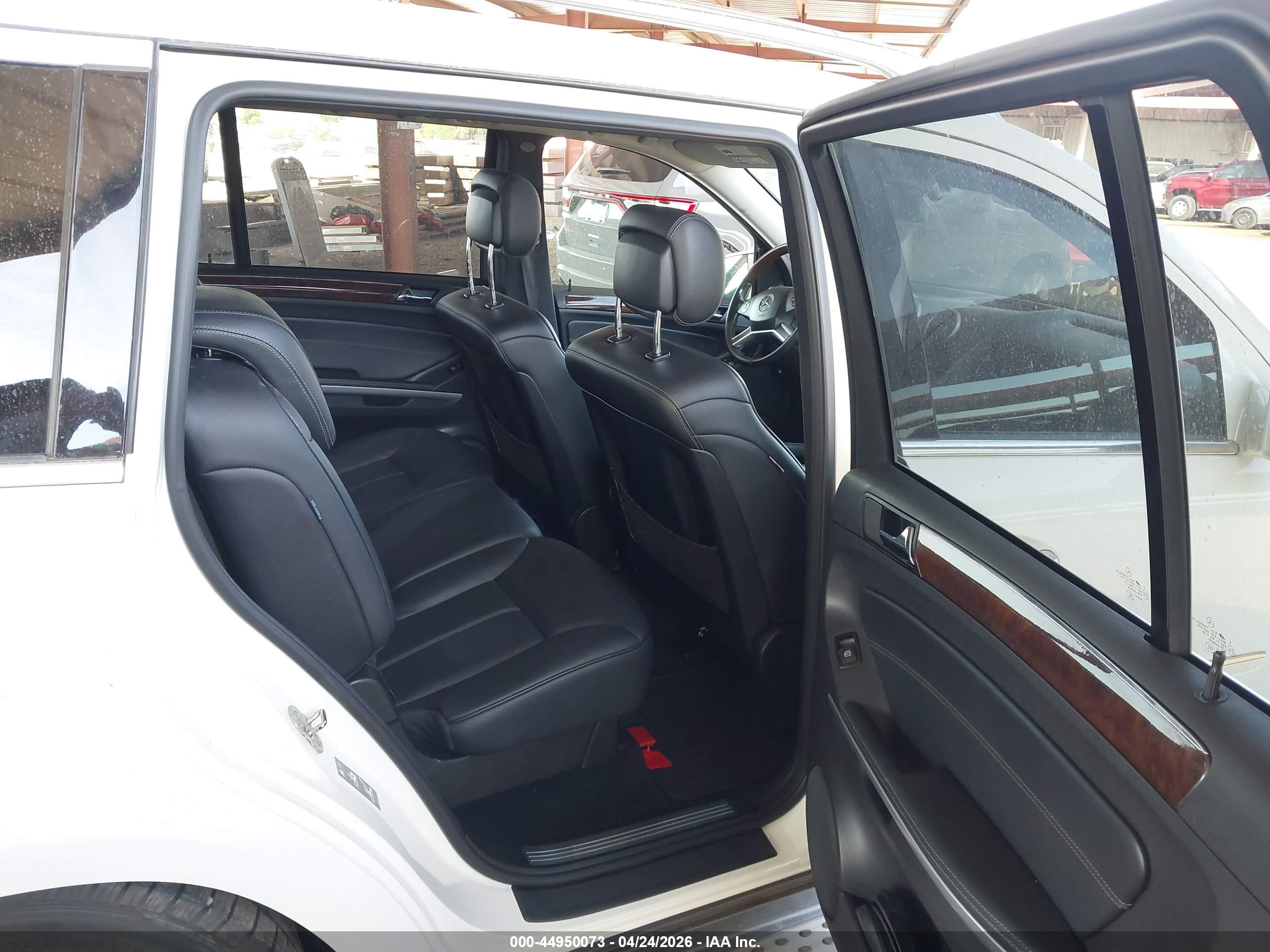 MERCEDES-BENZ GL image 8