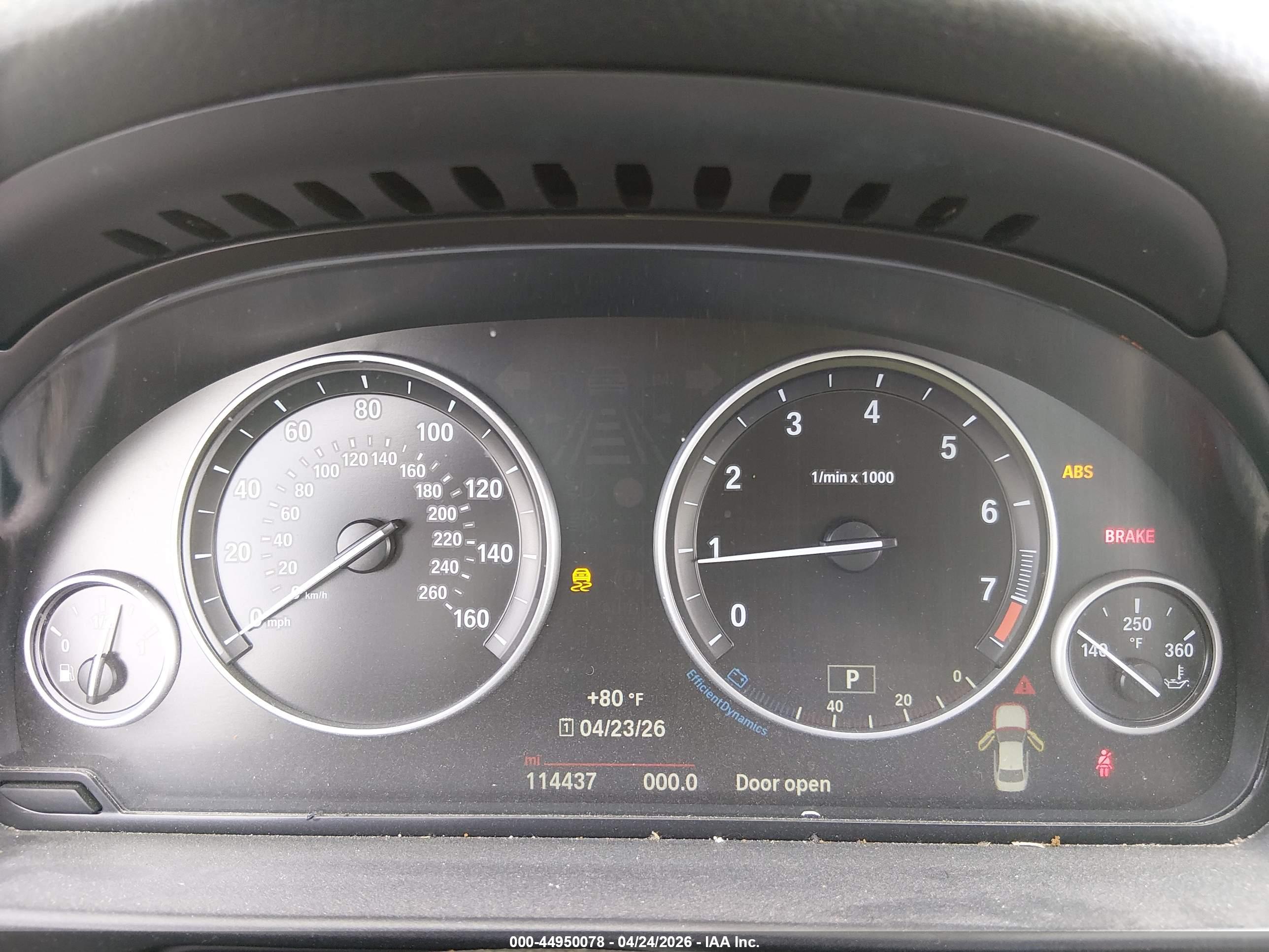 BMW 528I image 7