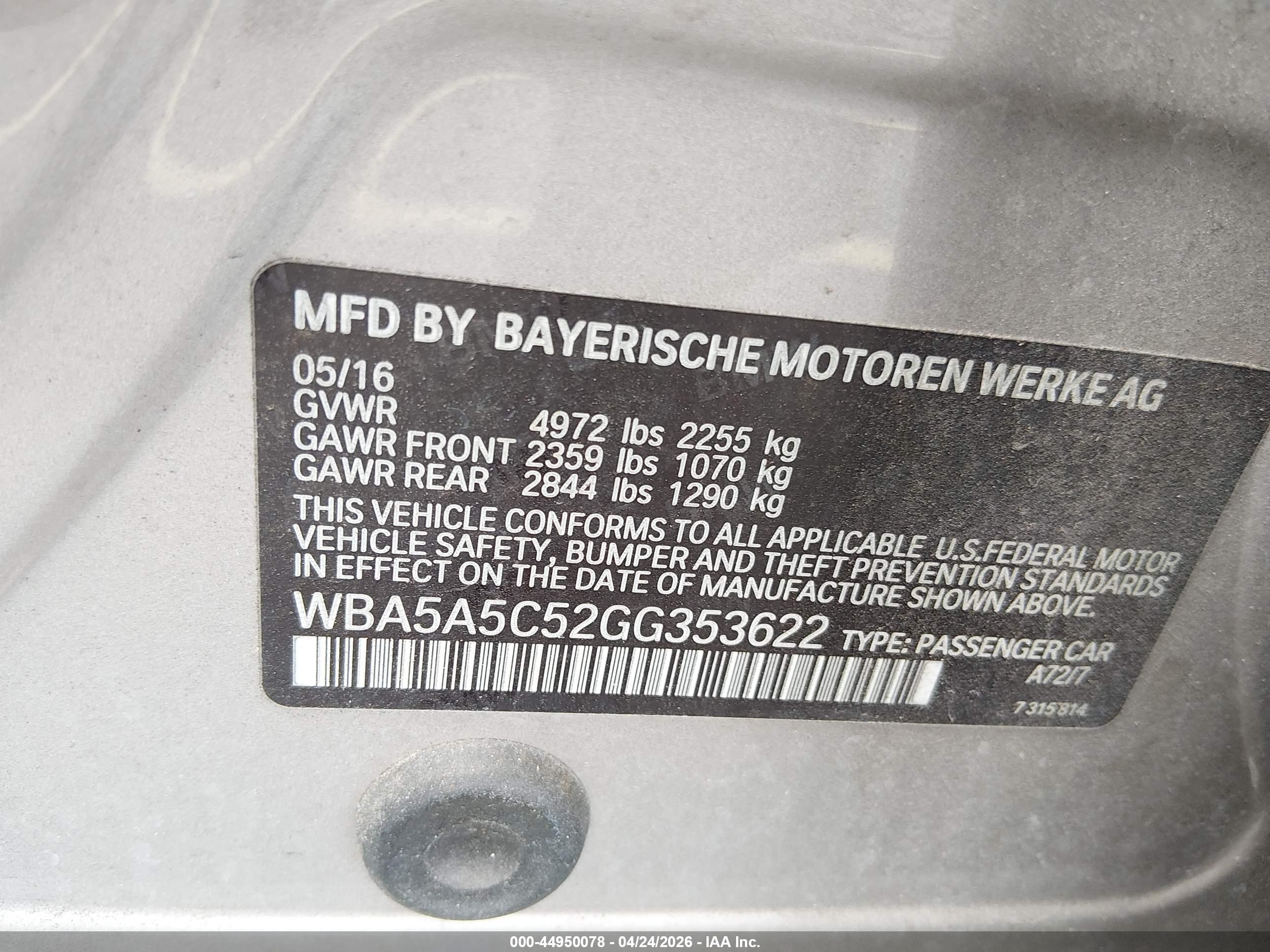 BMW 528I image 9