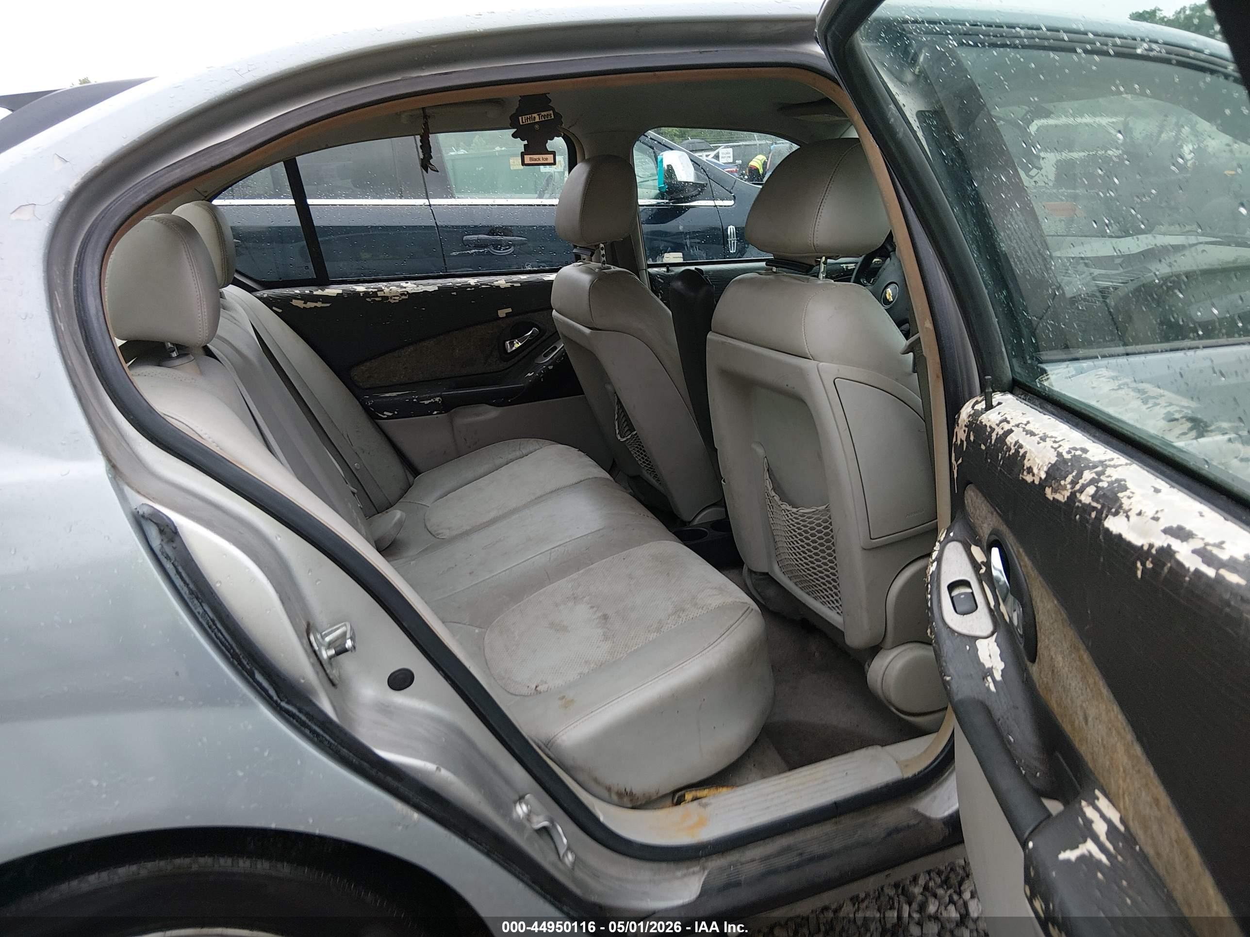 CHEVROLET MALIBU image 8