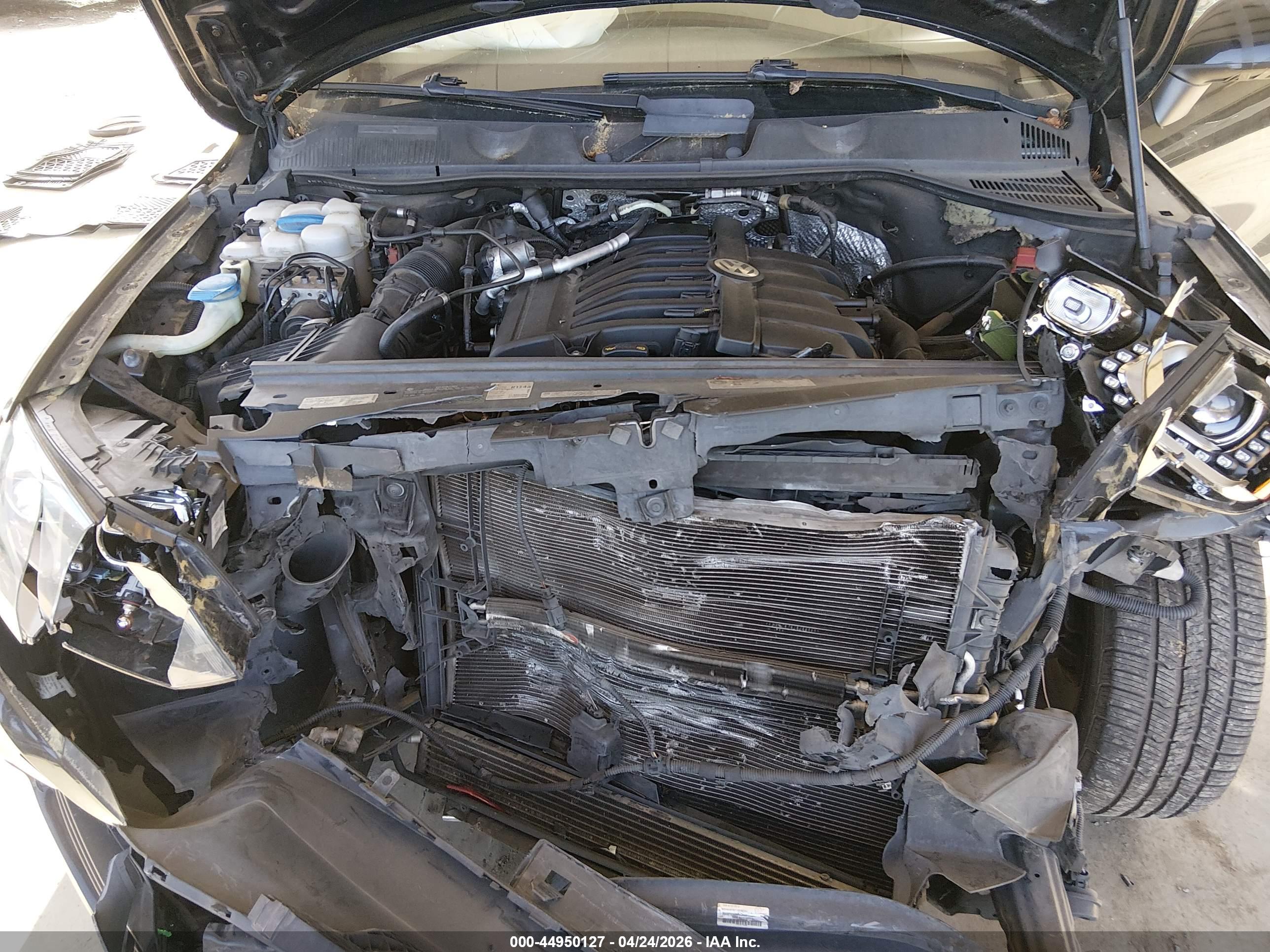 VOLKSWAGEN TOUAREG image 10