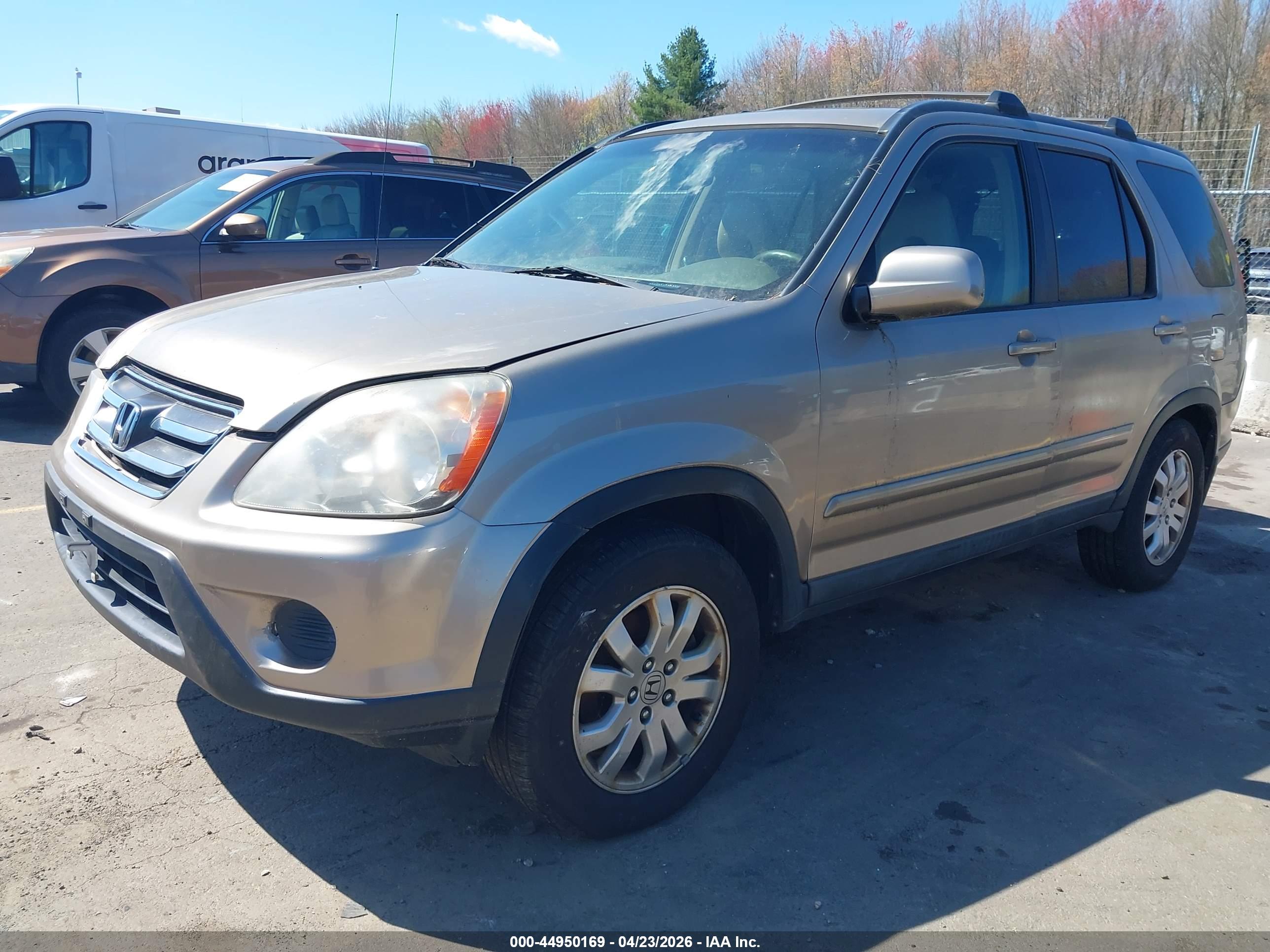 HONDA CR-V image 2