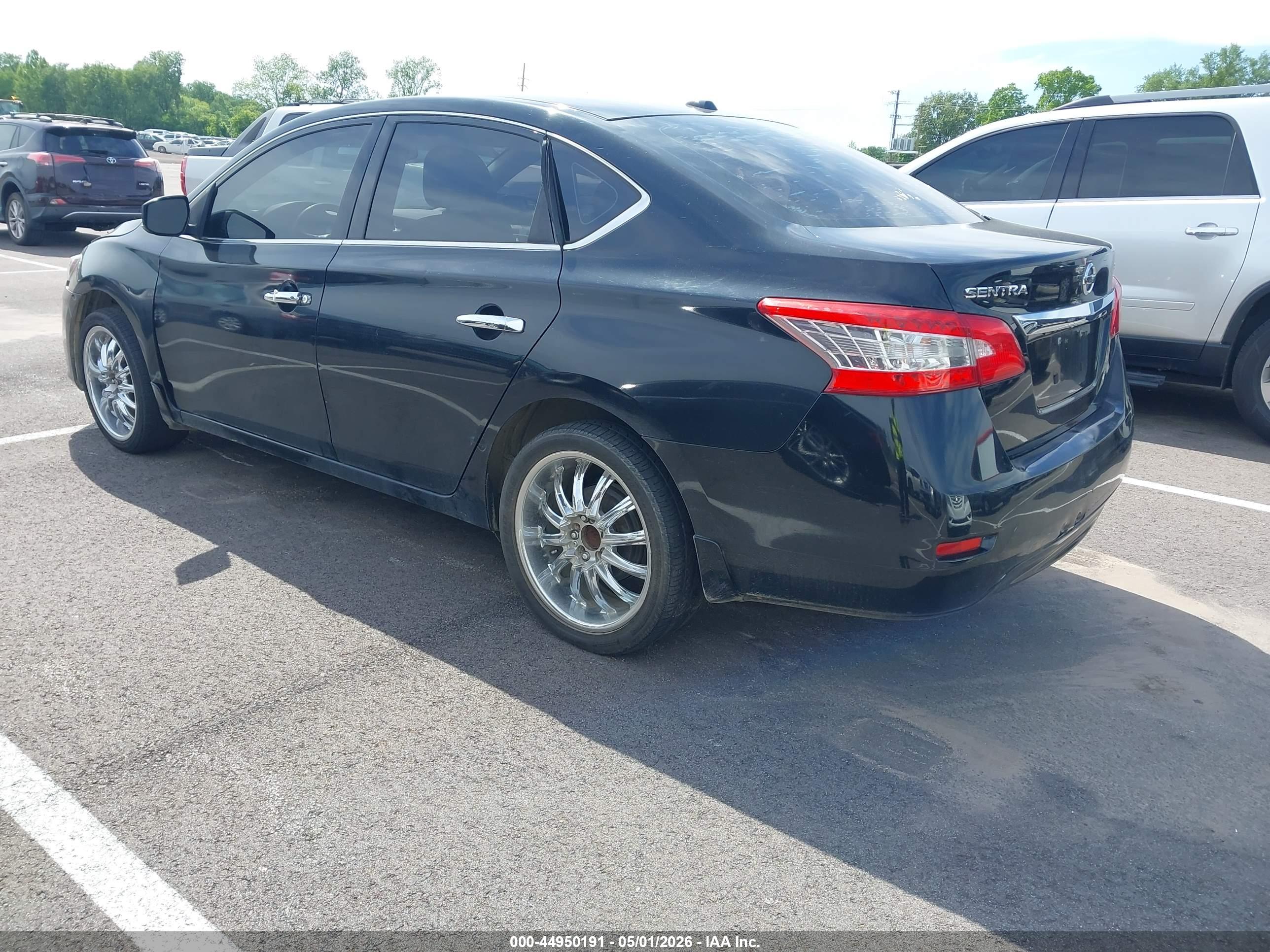 NISSAN SENTRA image 3