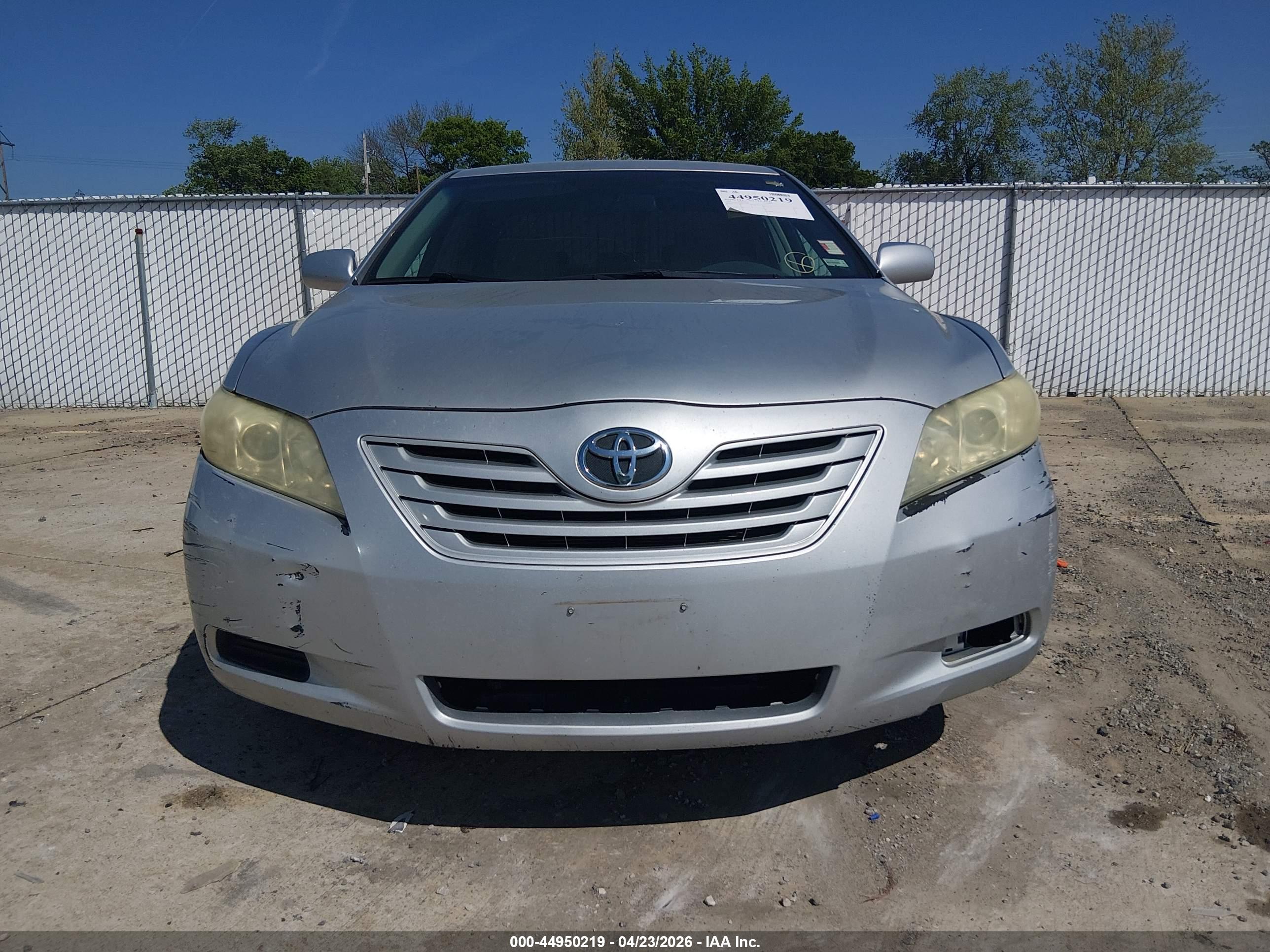TOYOTA CAMRY image 6