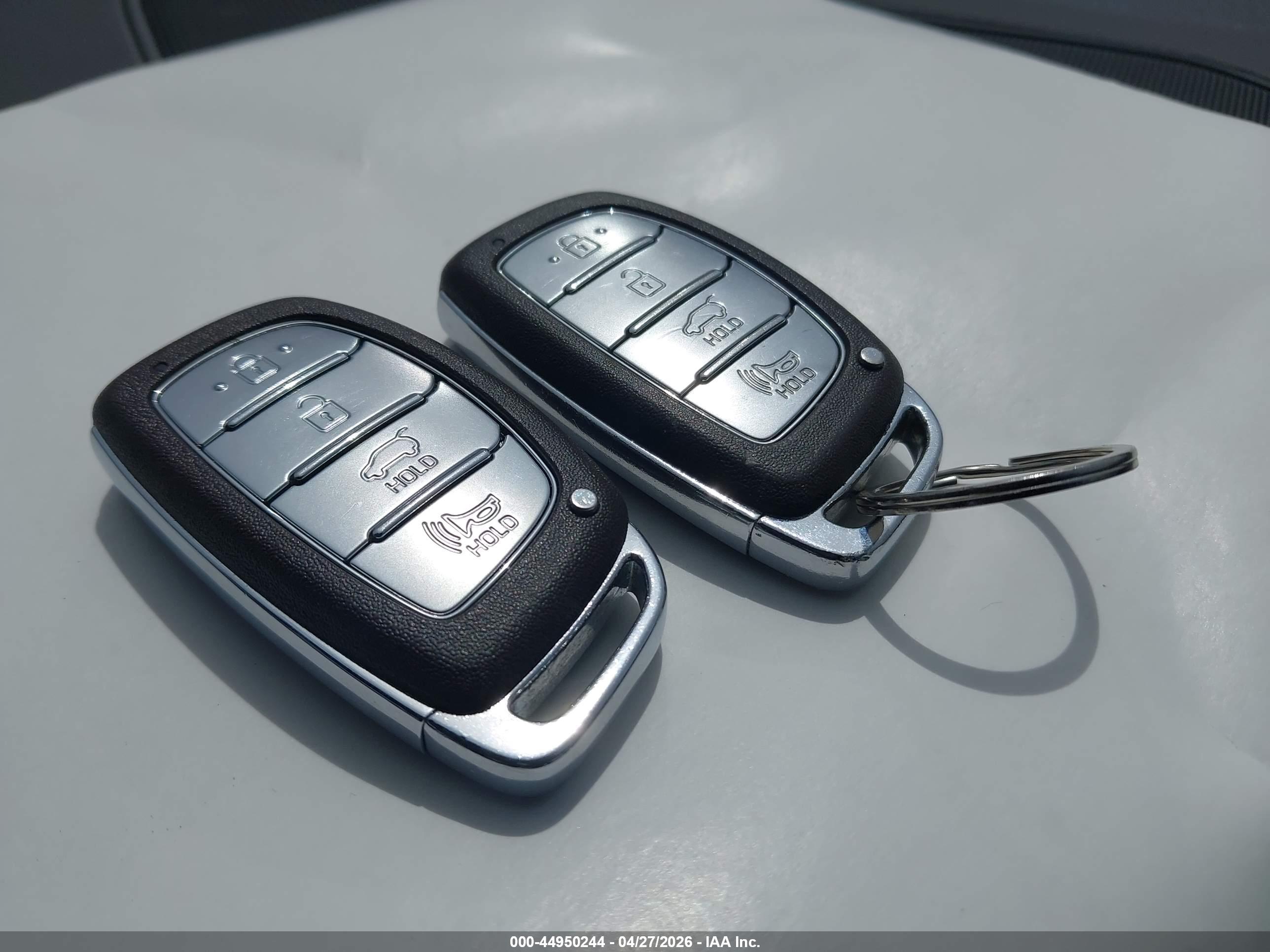 HYUNDAI IONIQ image 11