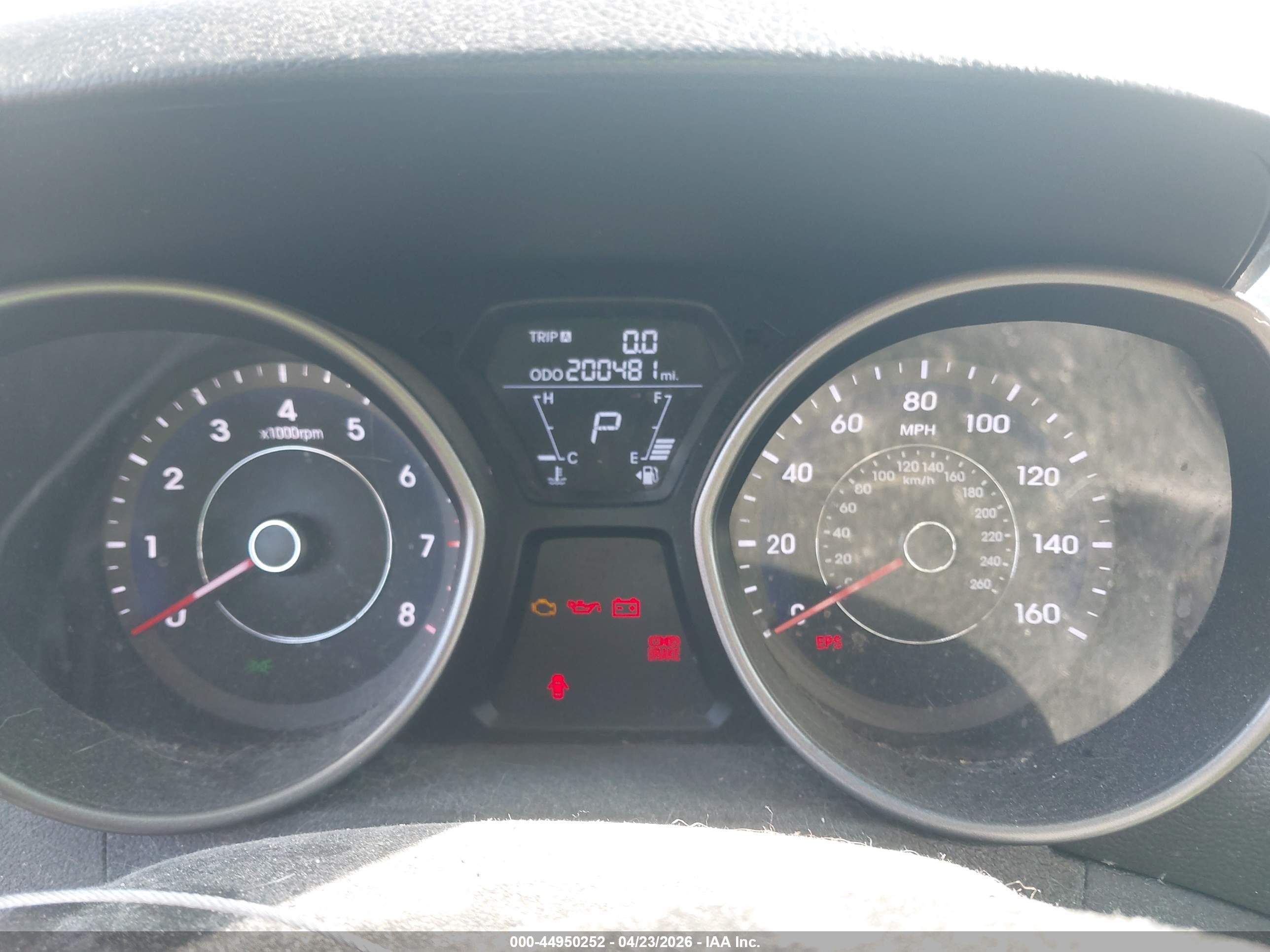 HYUNDAI ELANTRA image 7