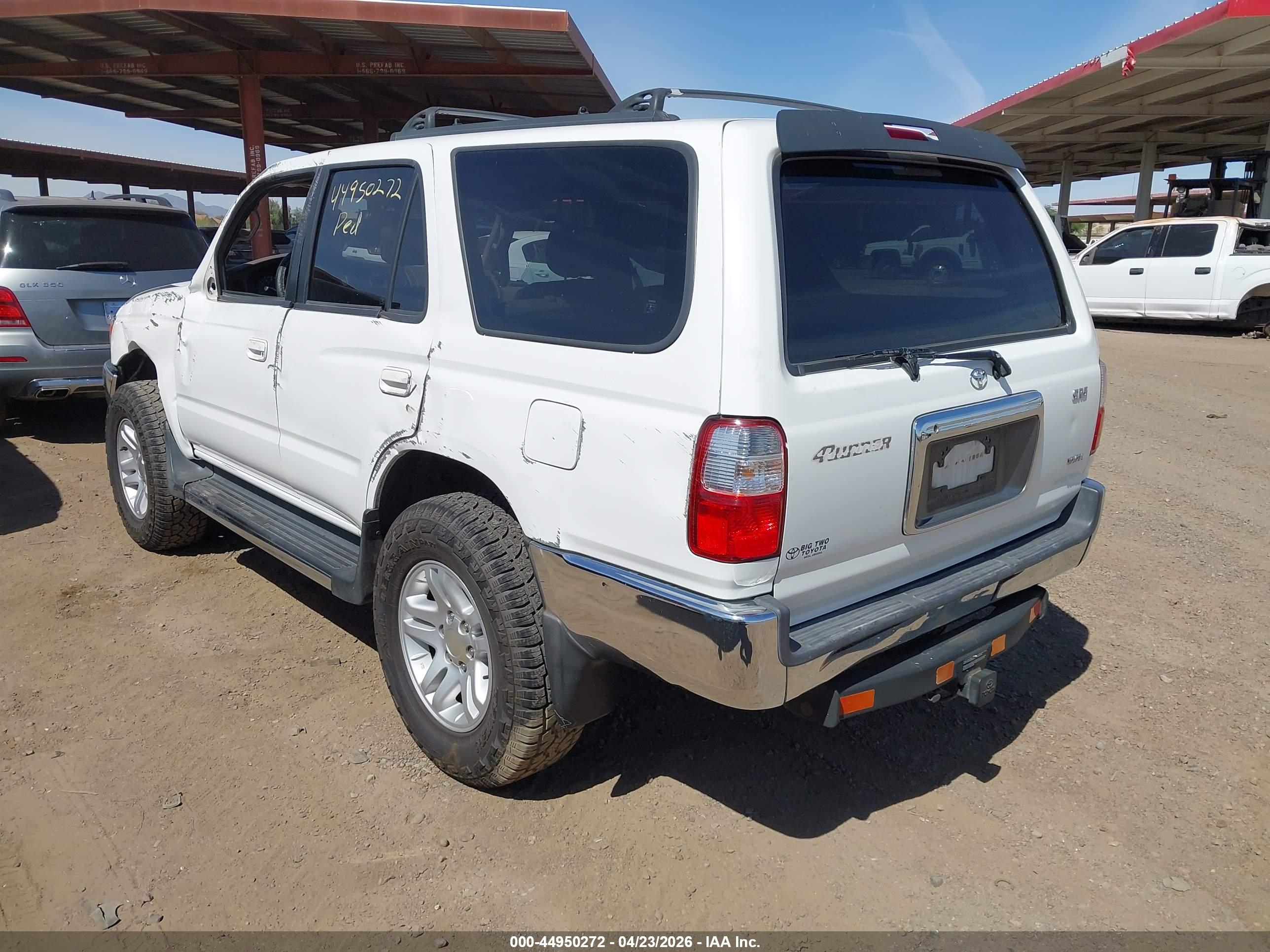 TOYOTA 4RUNNER image 3