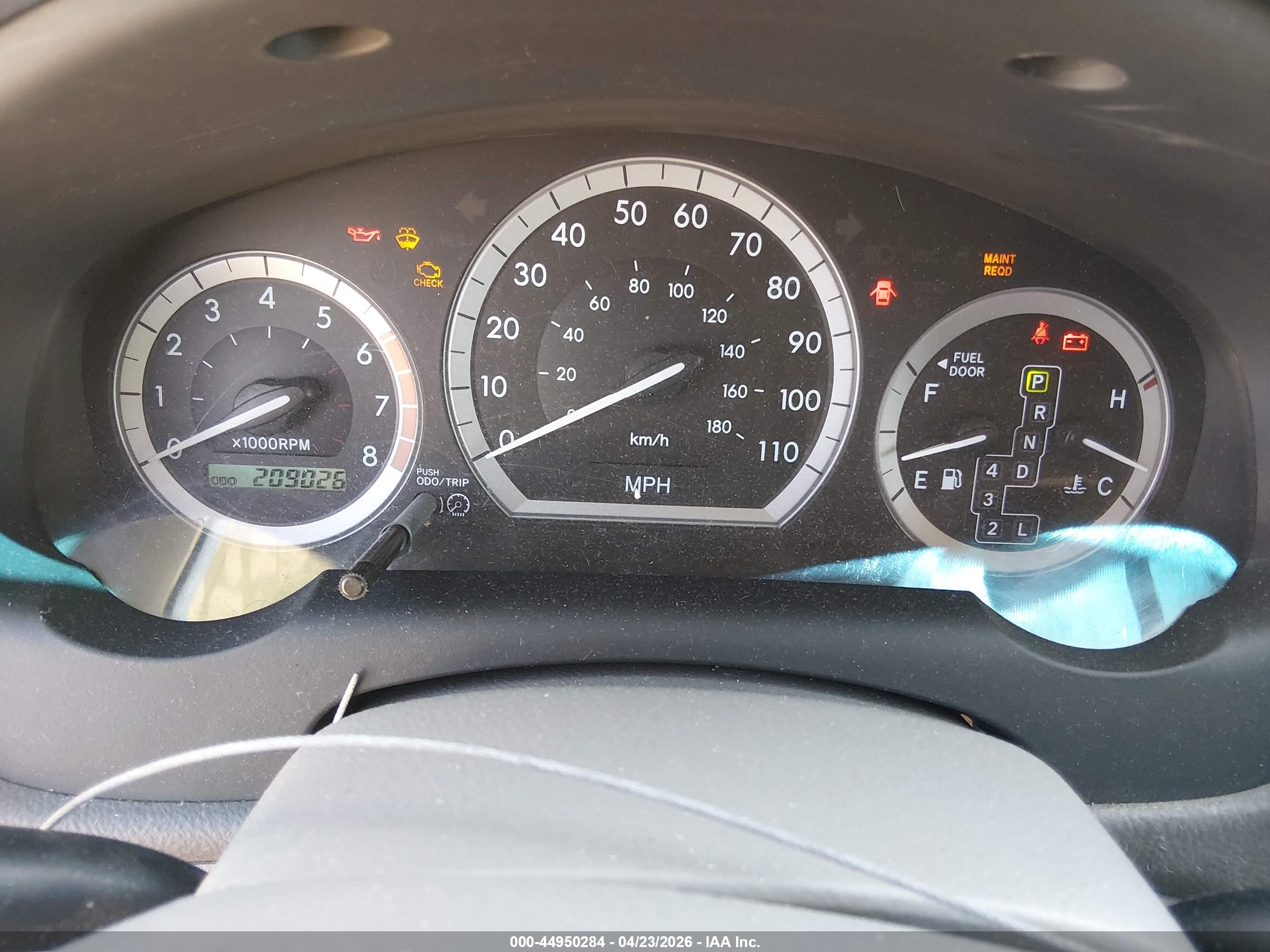 TOYOTA SIENNA image 7