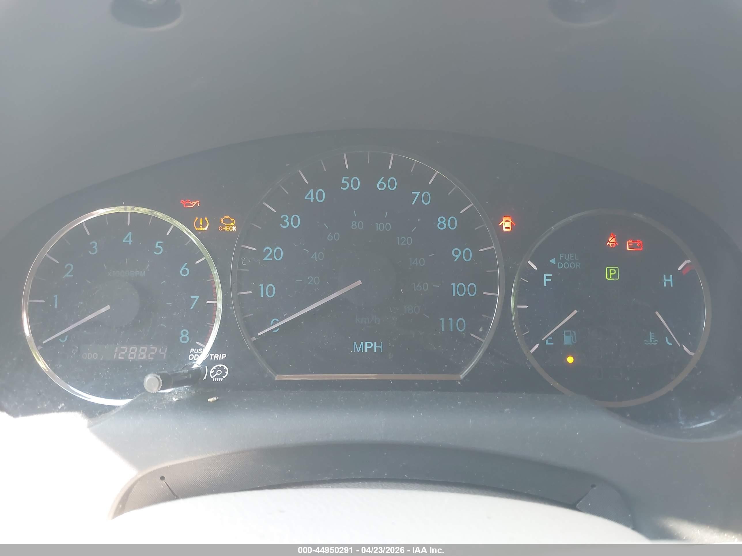 TOYOTA SIENNA image 7