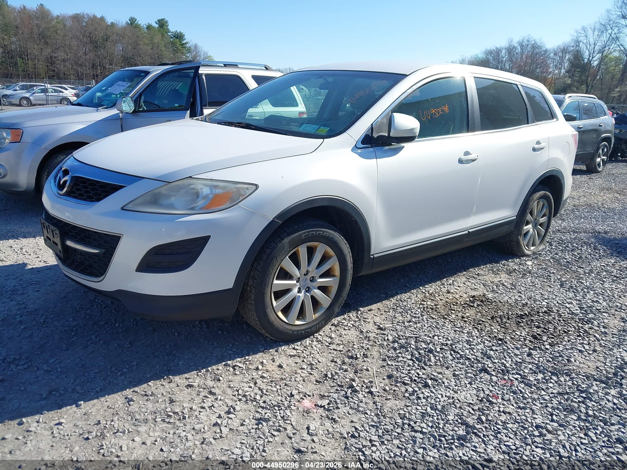 MAZDA CX-9 image 2