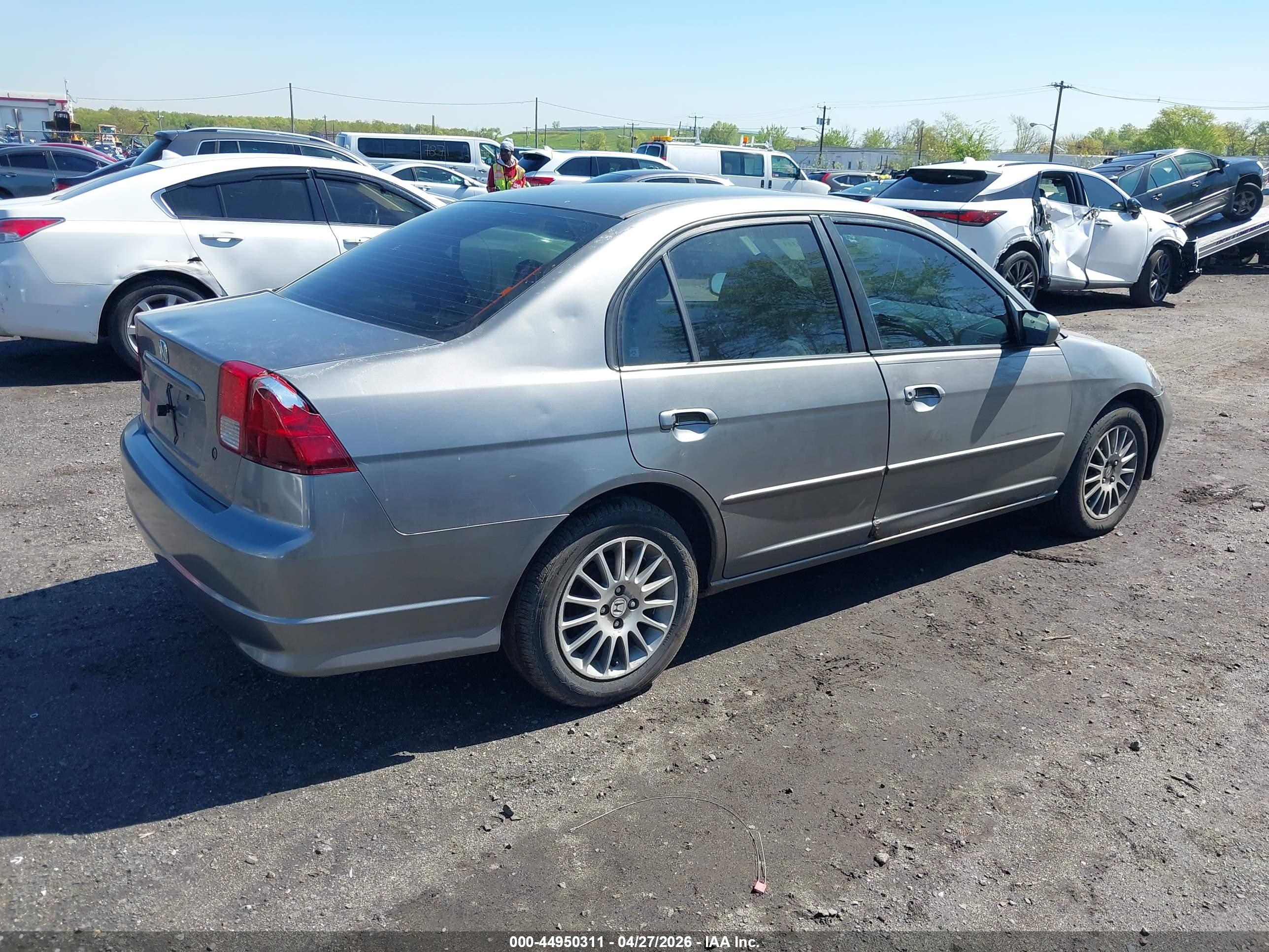 HONDA CIVIC image 4