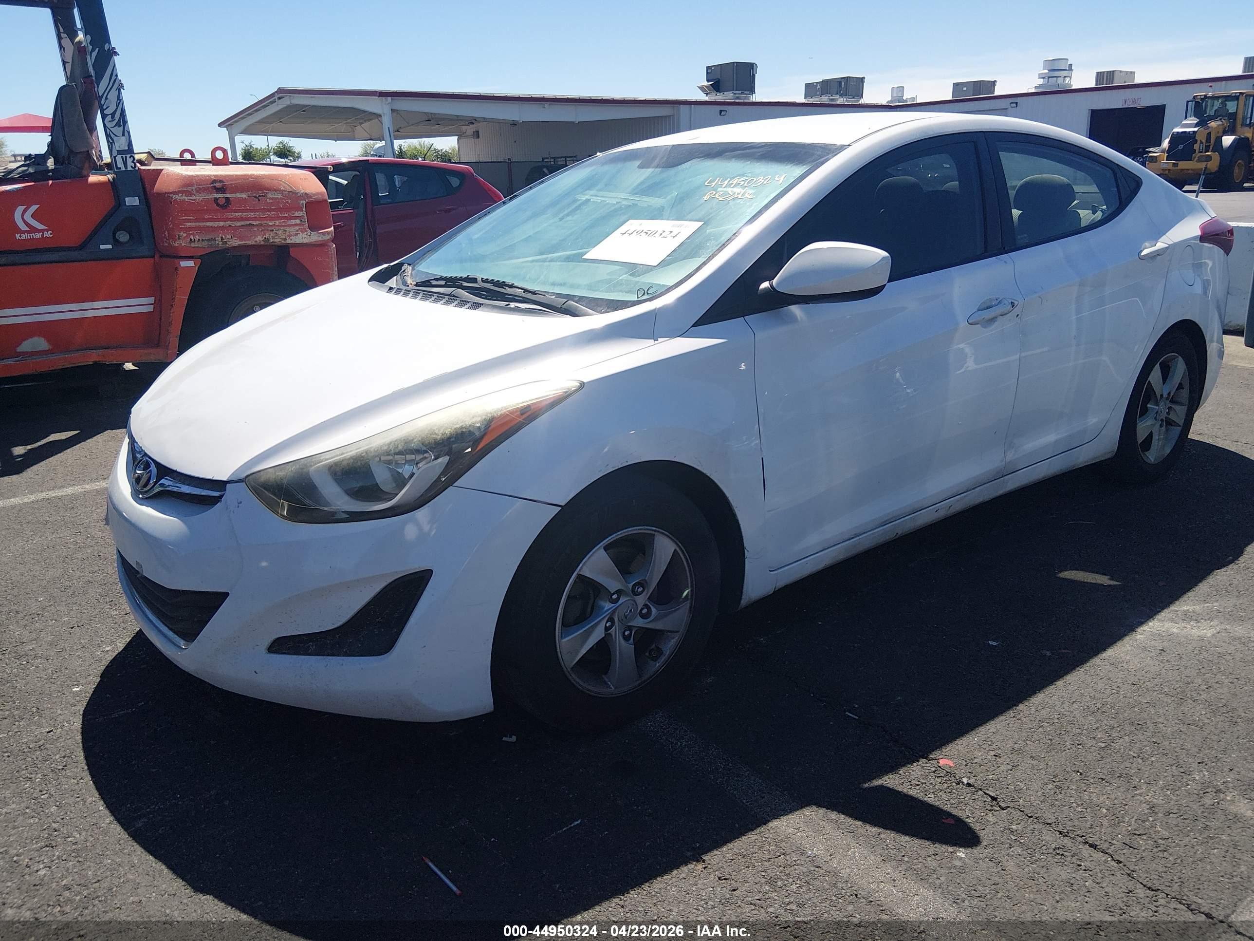 HYUNDAI ELANTRA image 2