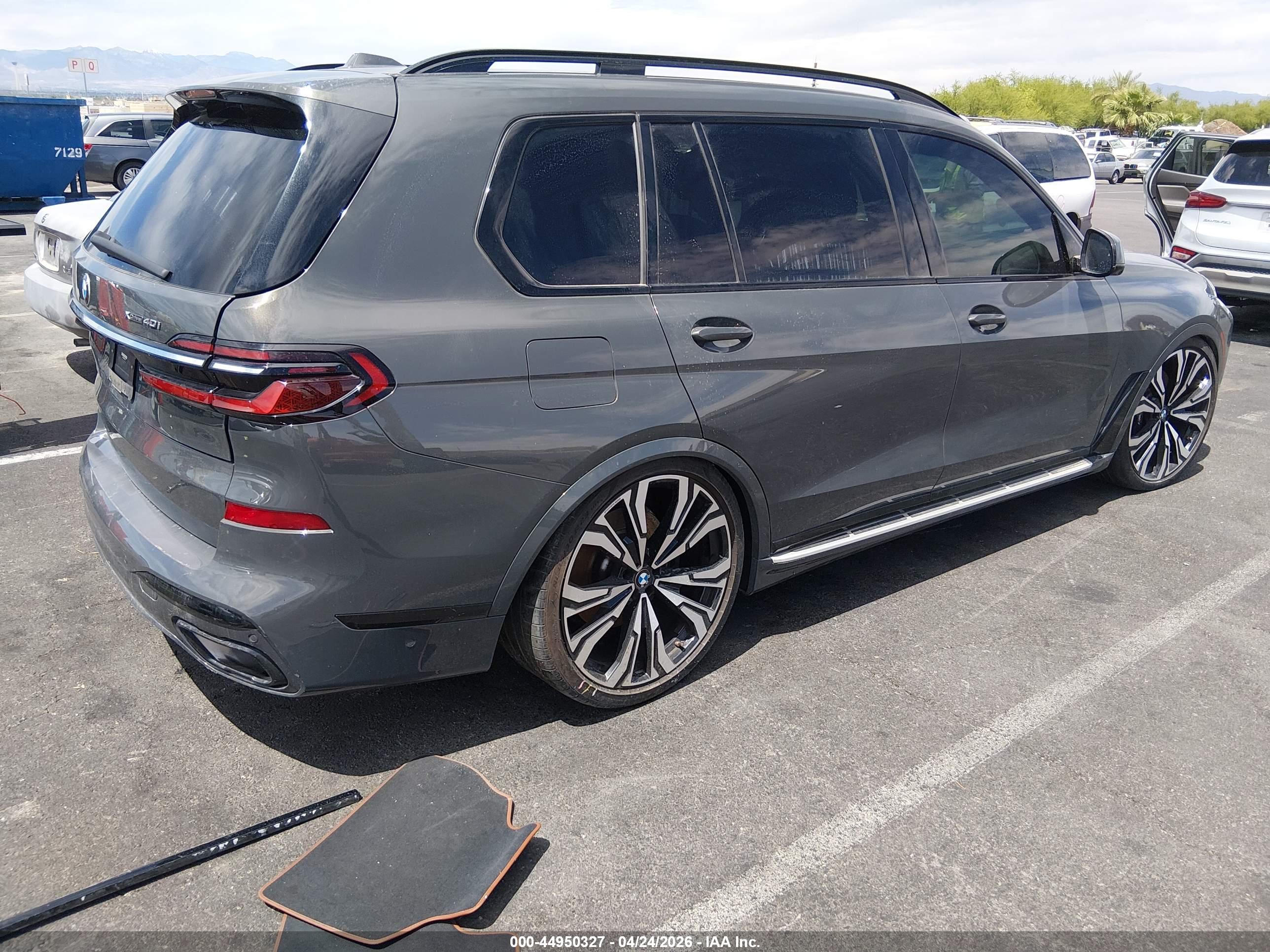 BMW X7 image 4