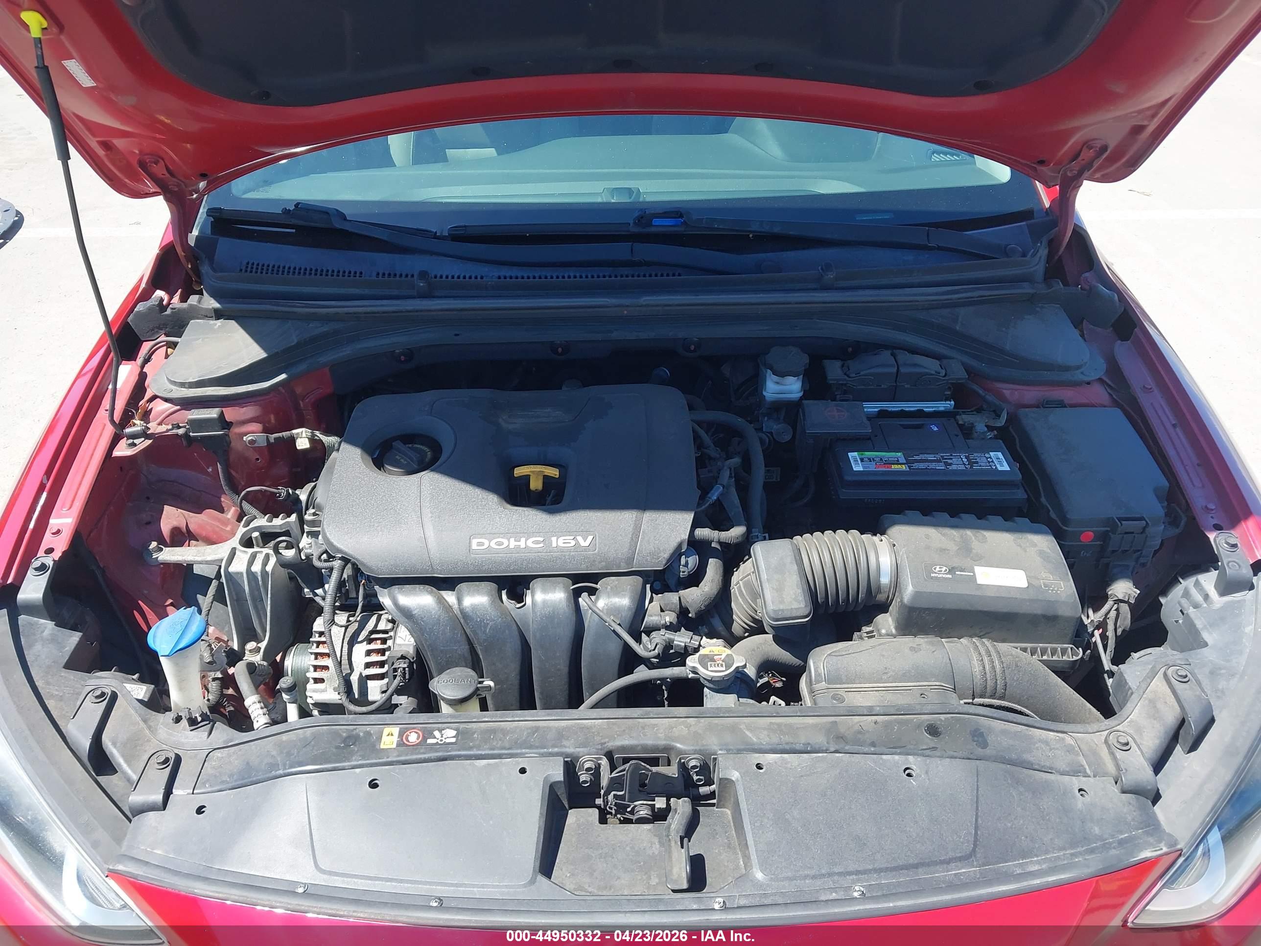 HYUNDAI ELANTRA image 10