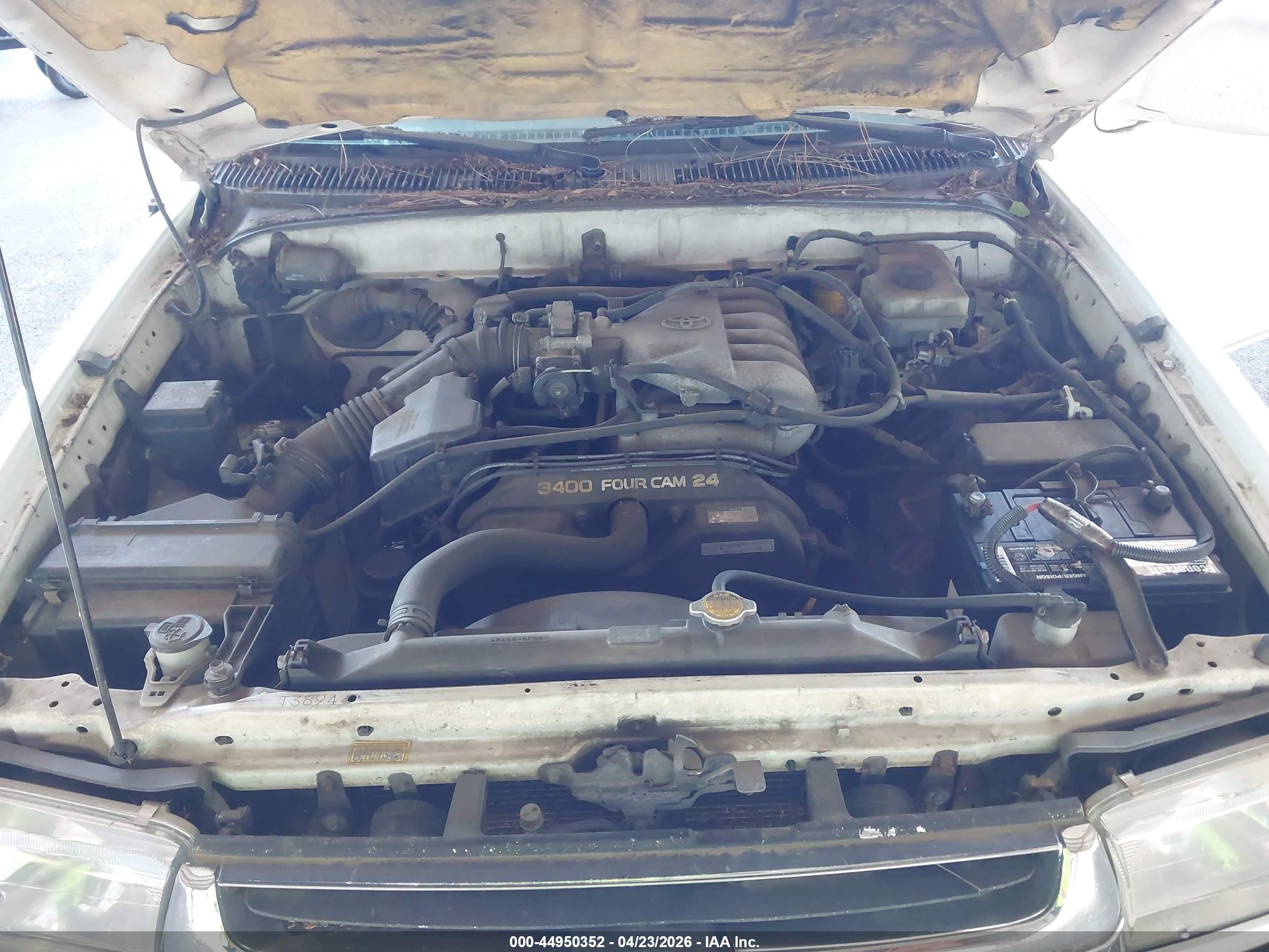 TOYOTA 4RUNNER image 10