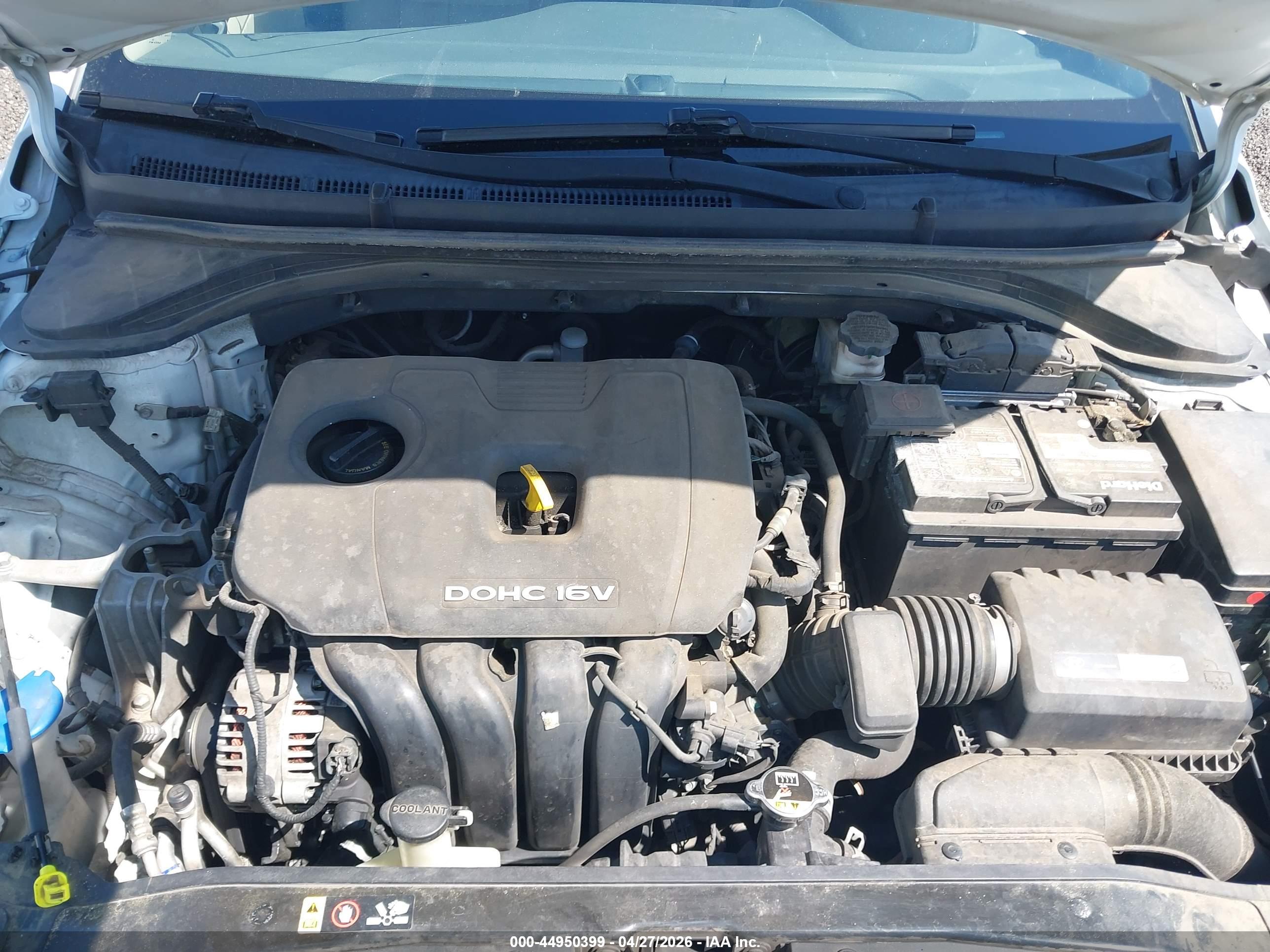 HYUNDAI ELANTRA image 10