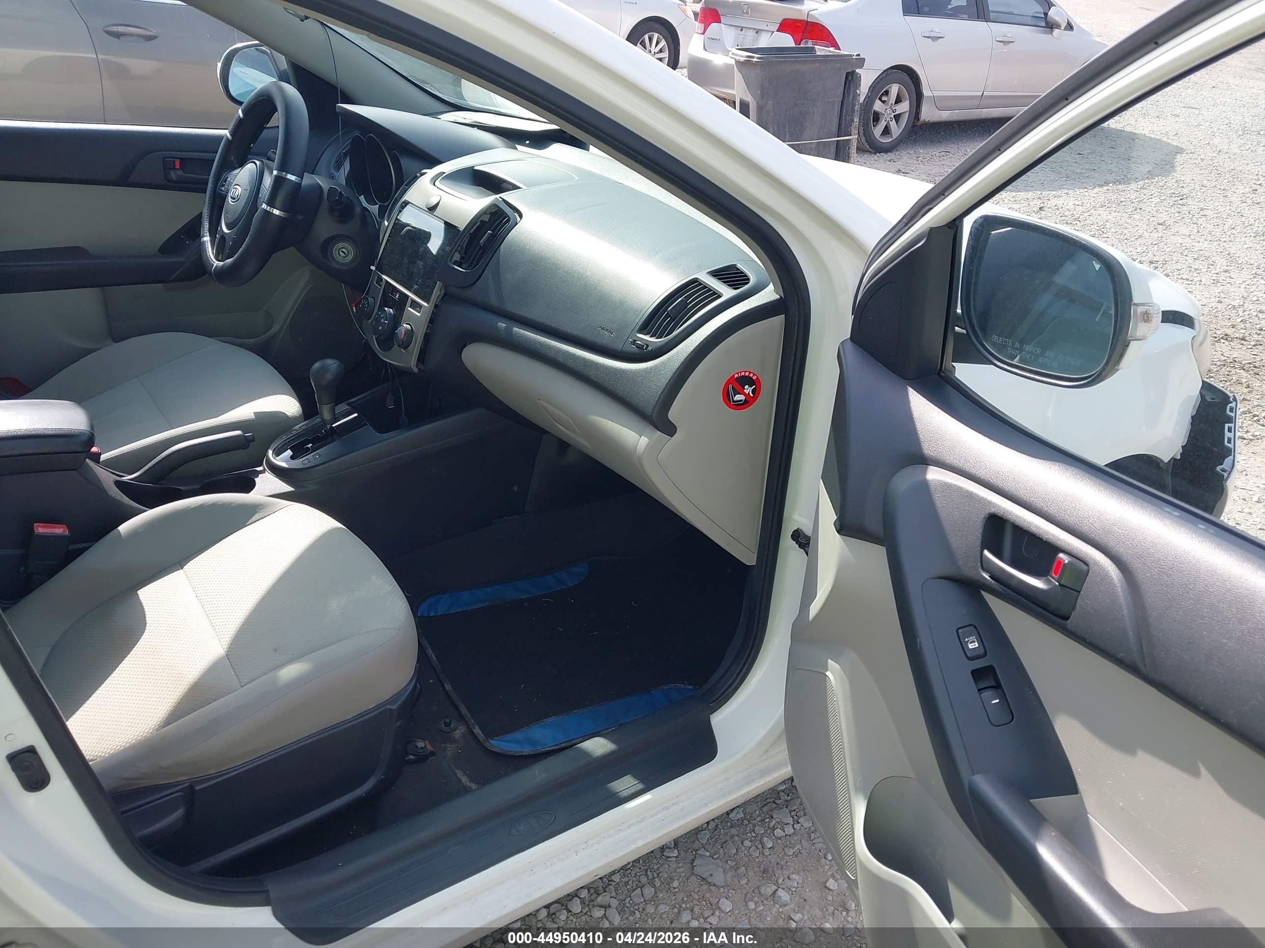 KIA FORTE image 5