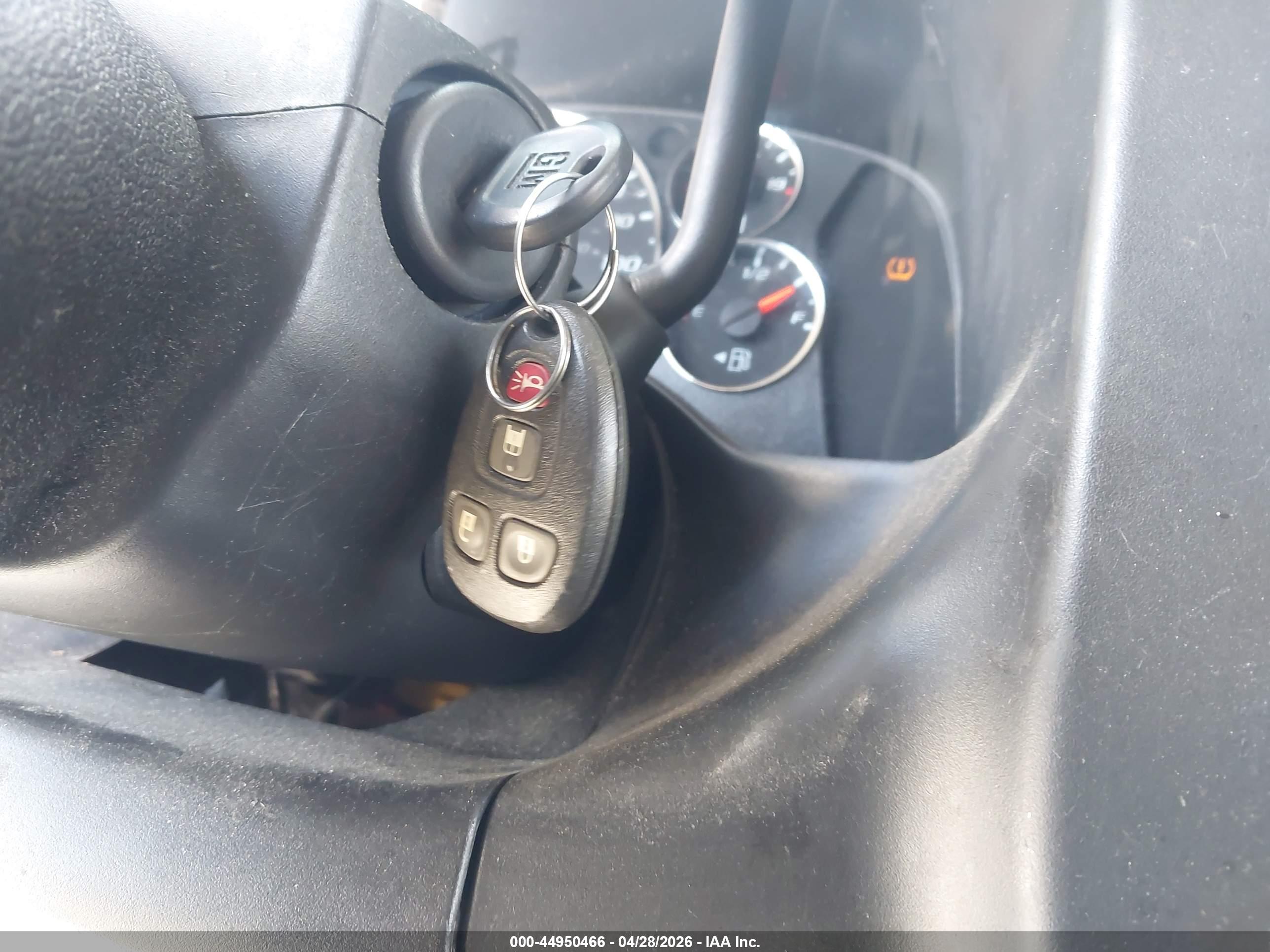 CHEVROLET EXPRESS image 11