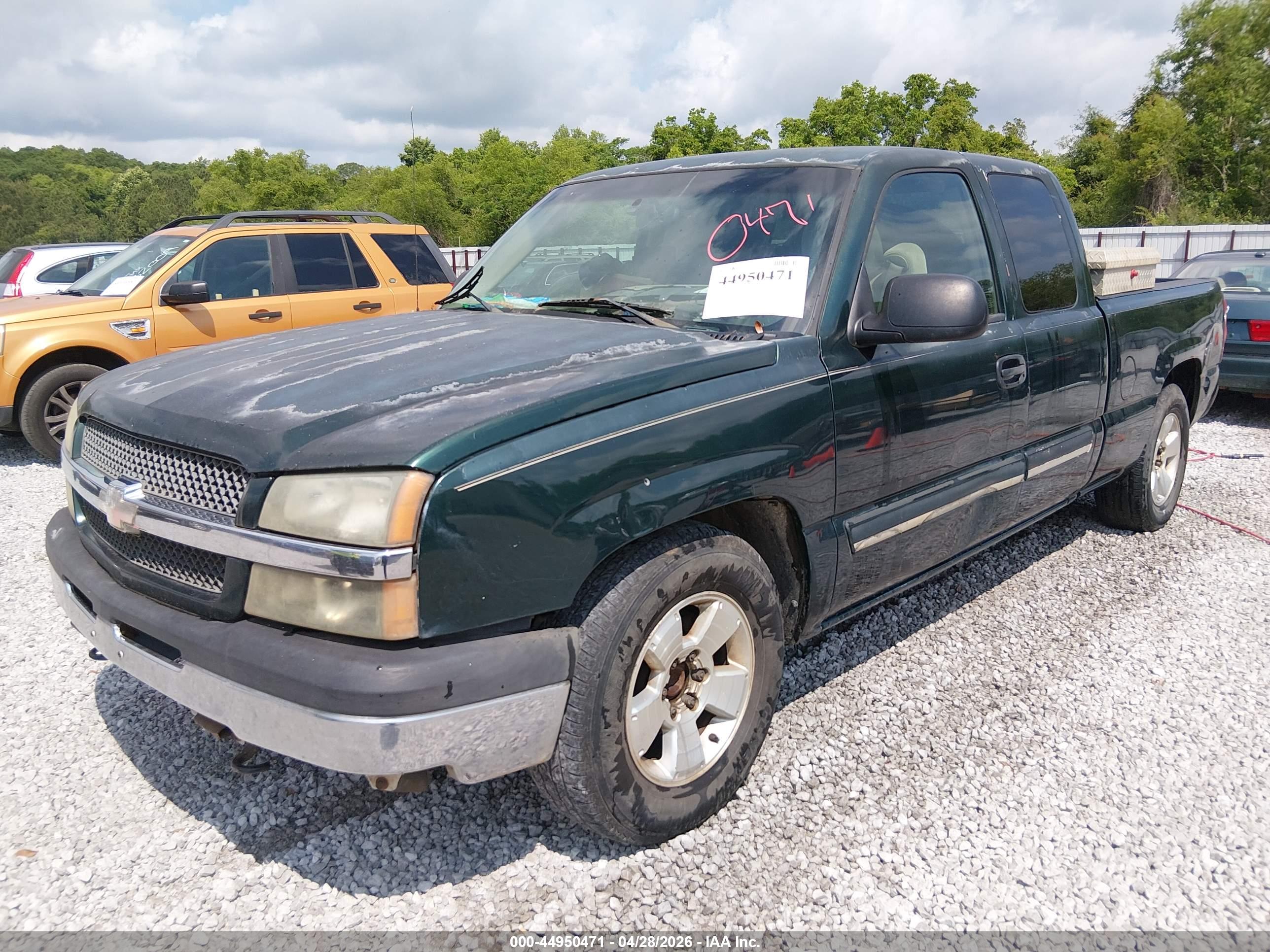 CHEVROLET SILVERADO image 2