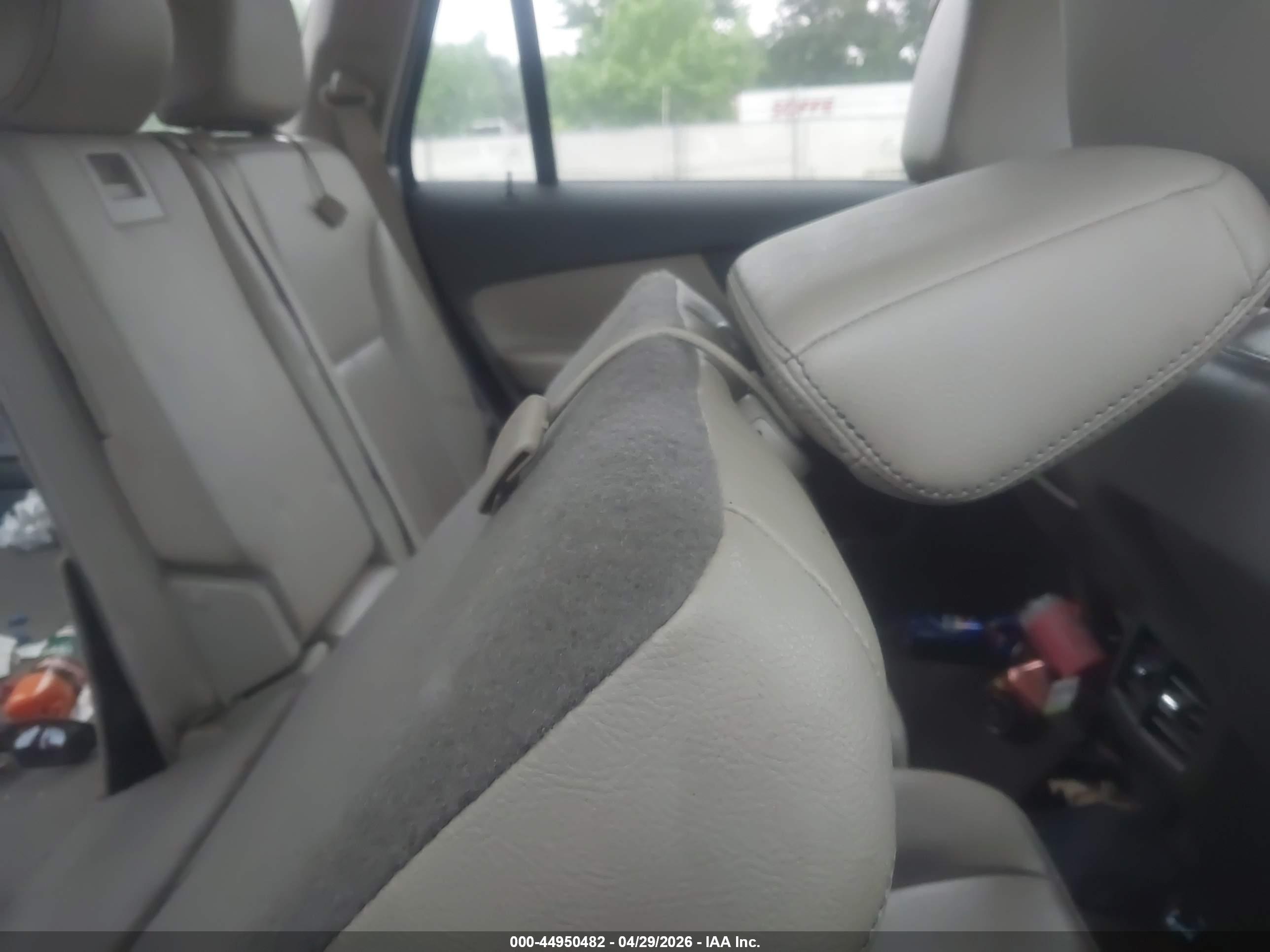 FORD EDGE image 8