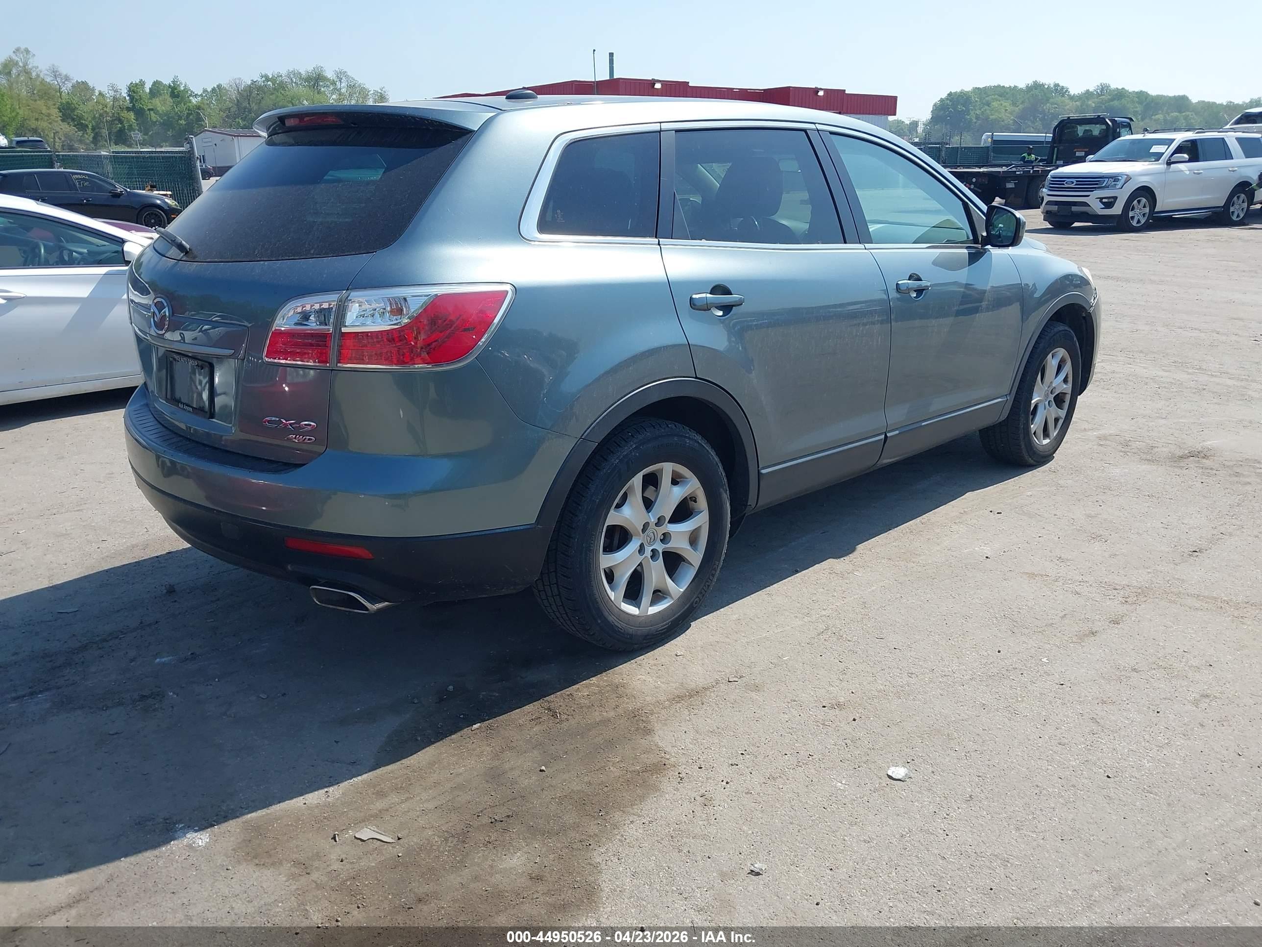 MAZDA CX-9 image 4