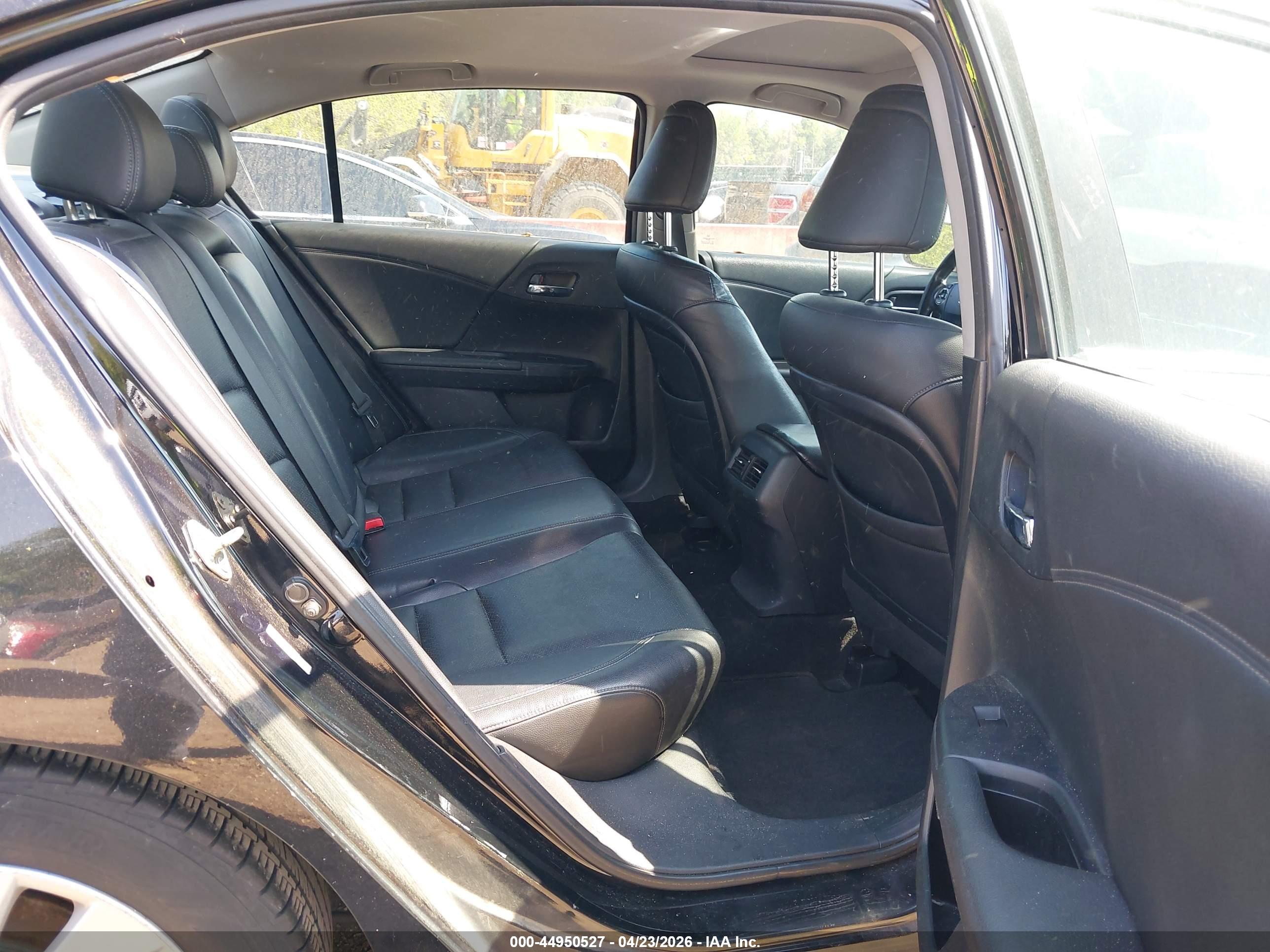 HONDA ACCORD image 8