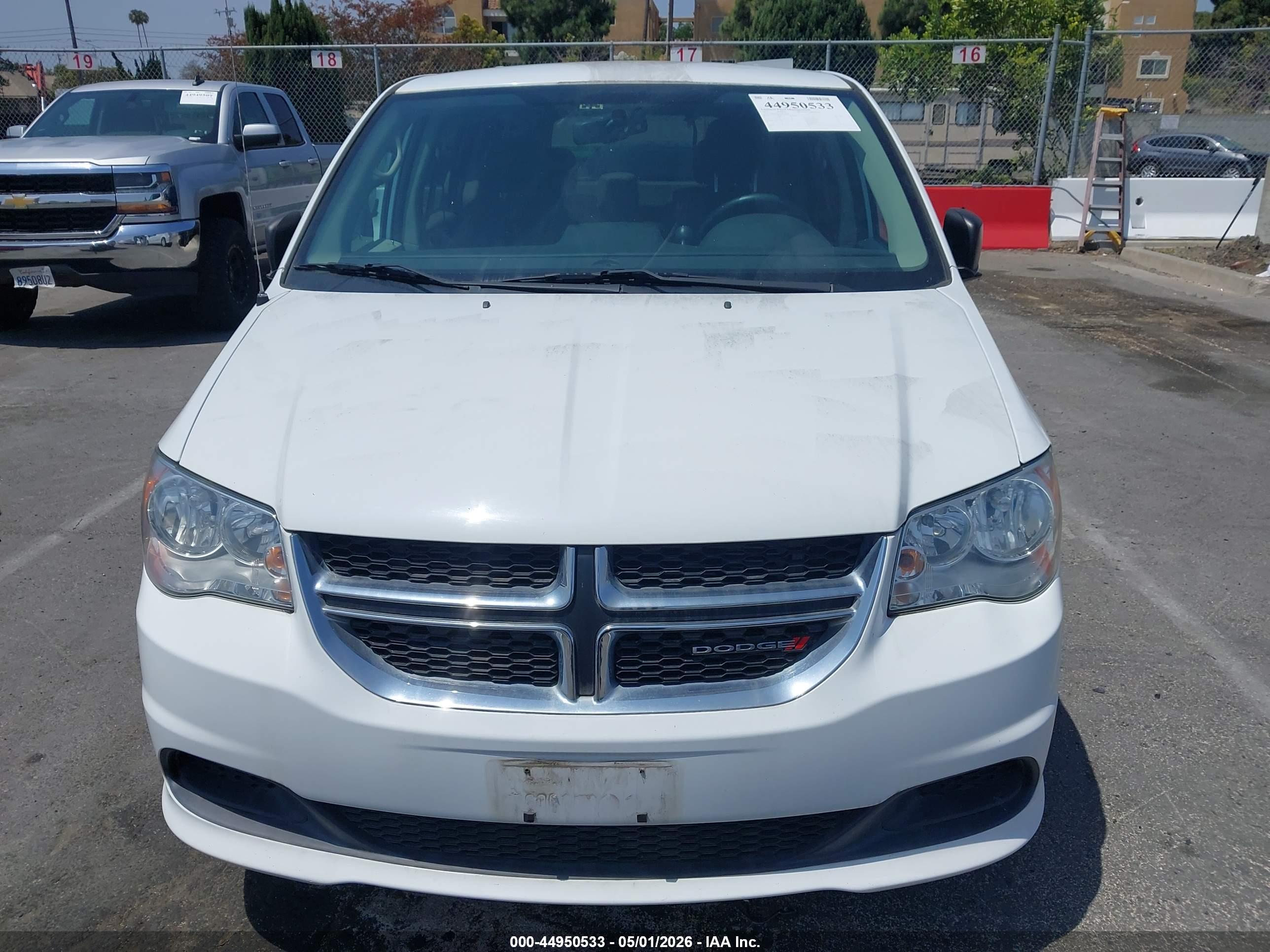 DODGE GRAND image 6
