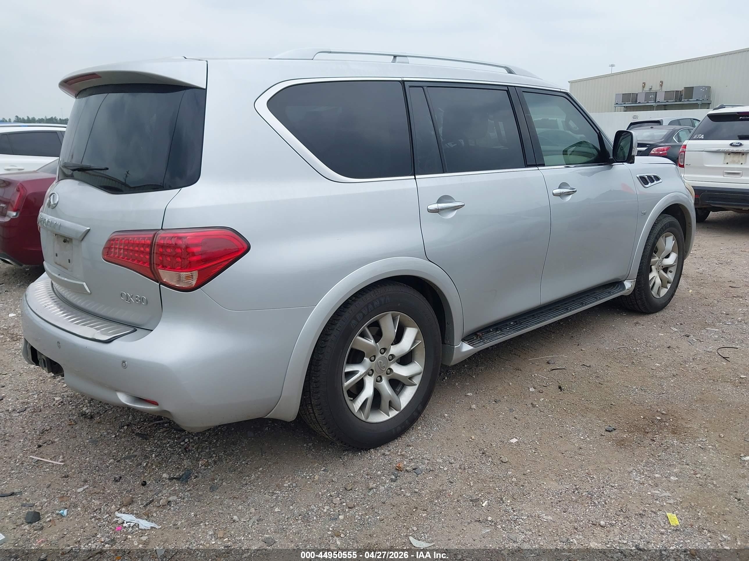 INFINITI QX80 image 4