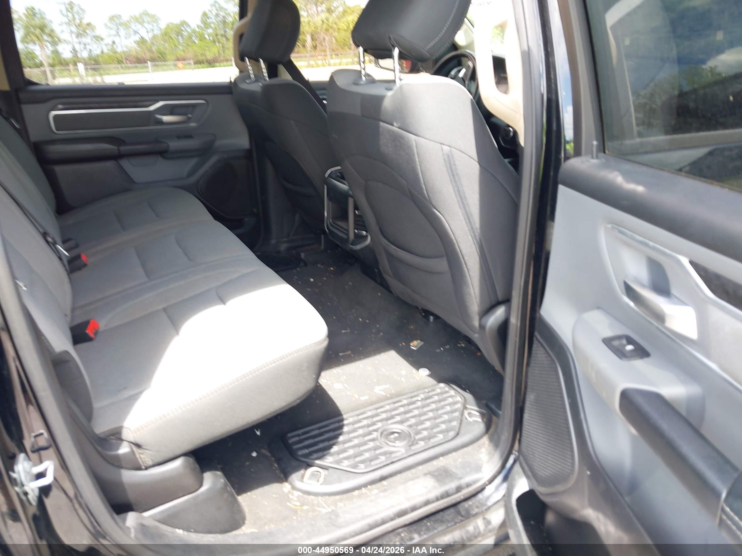 RAM 1500 image 8