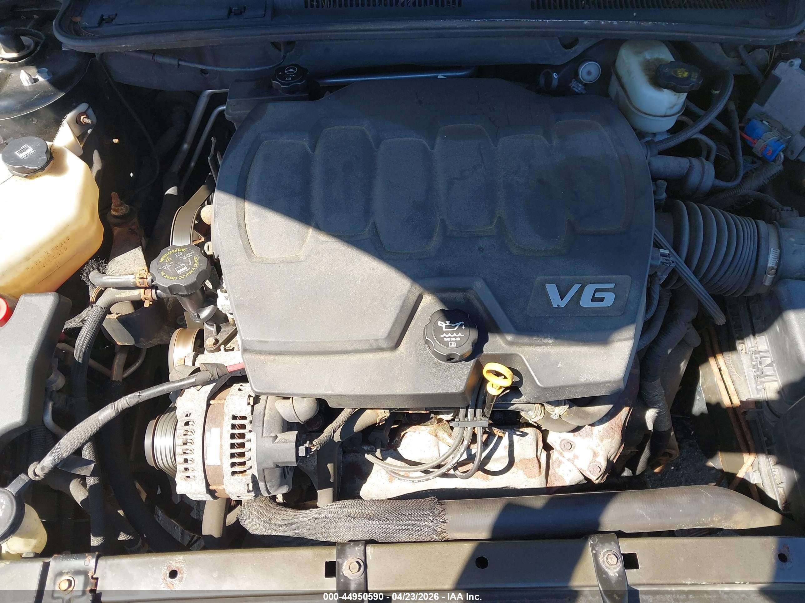 BUICK LUCERNE image 10