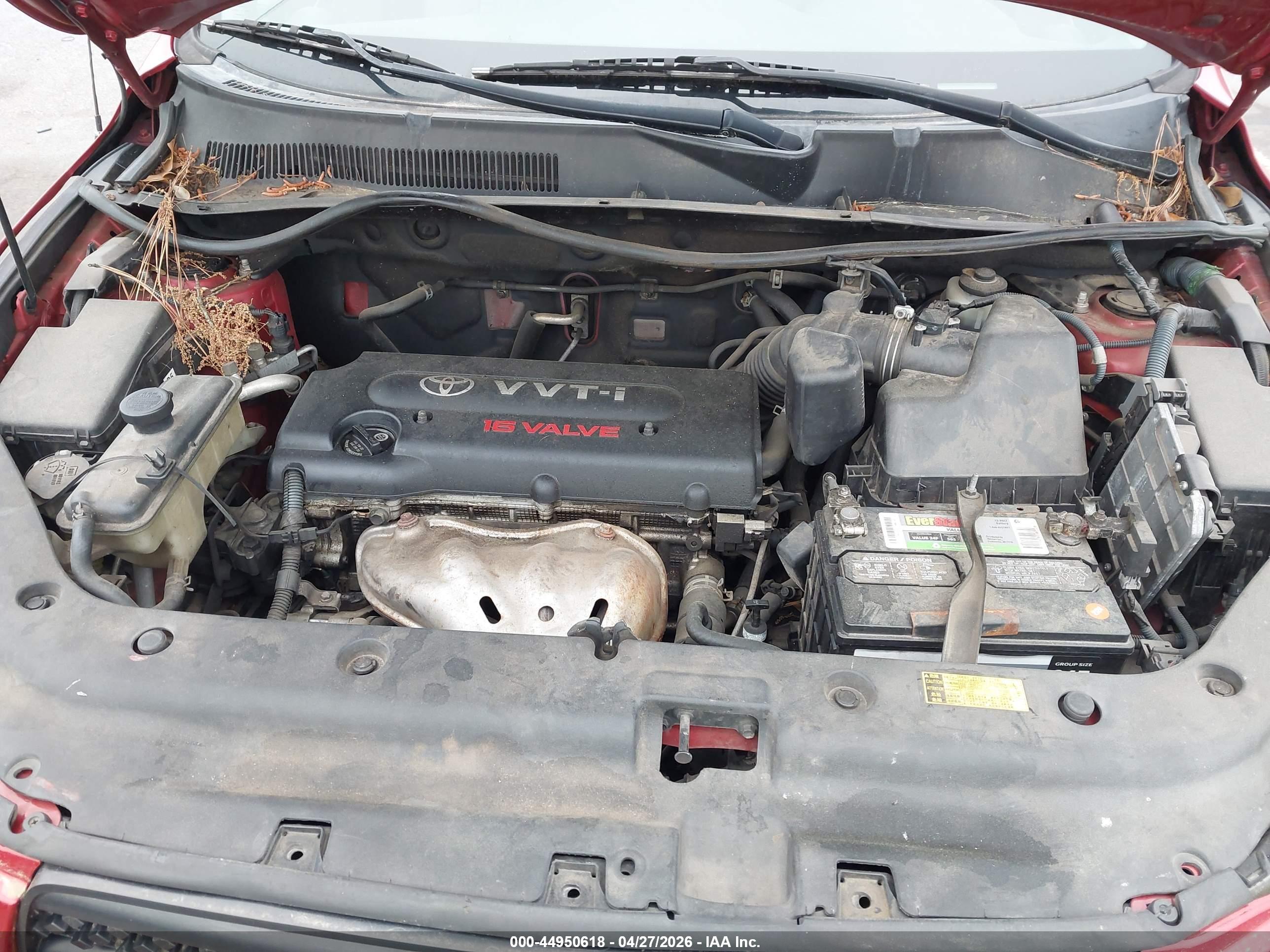 TOYOTA RAV4 image 10