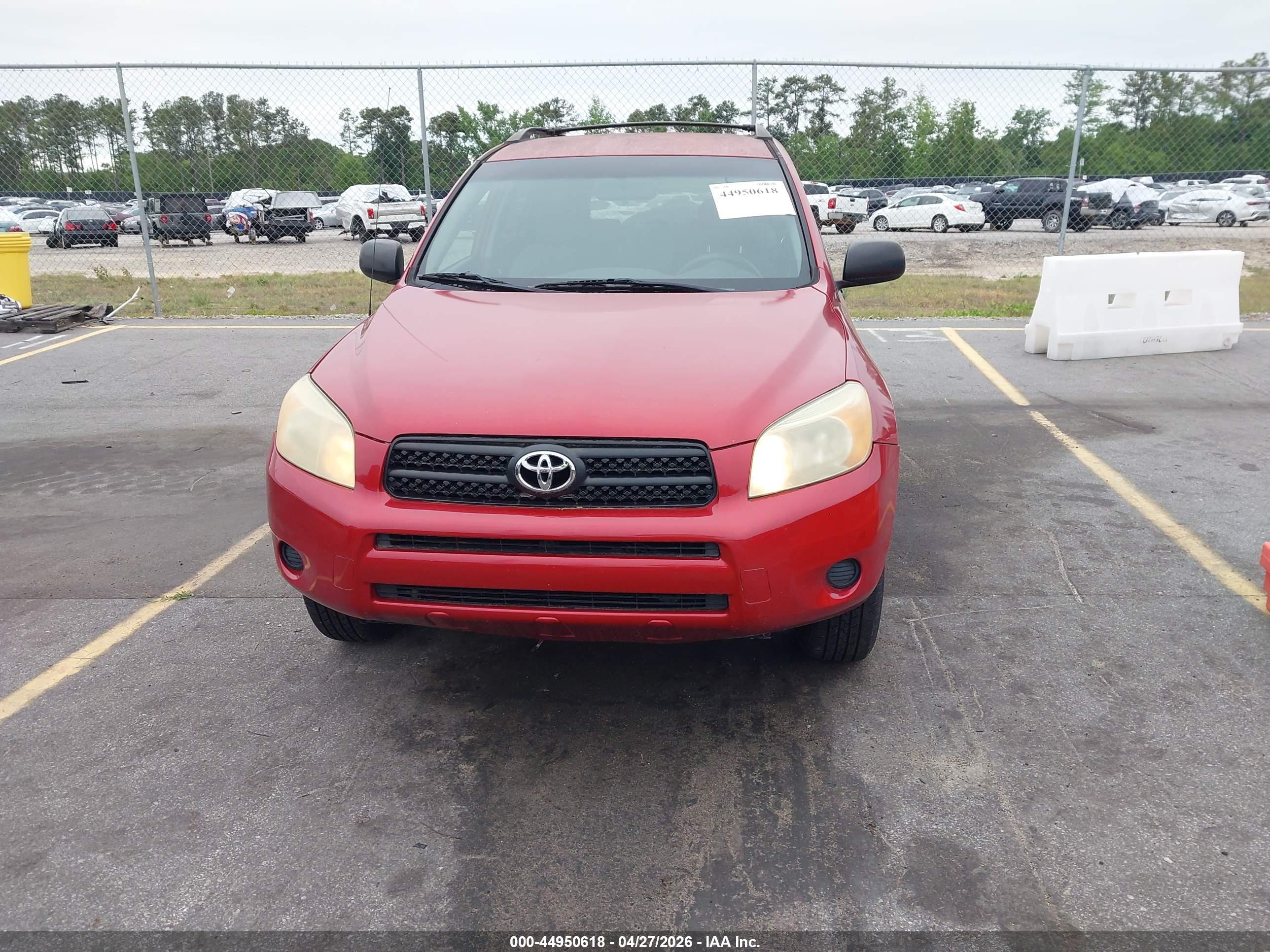 TOYOTA RAV4 image 6