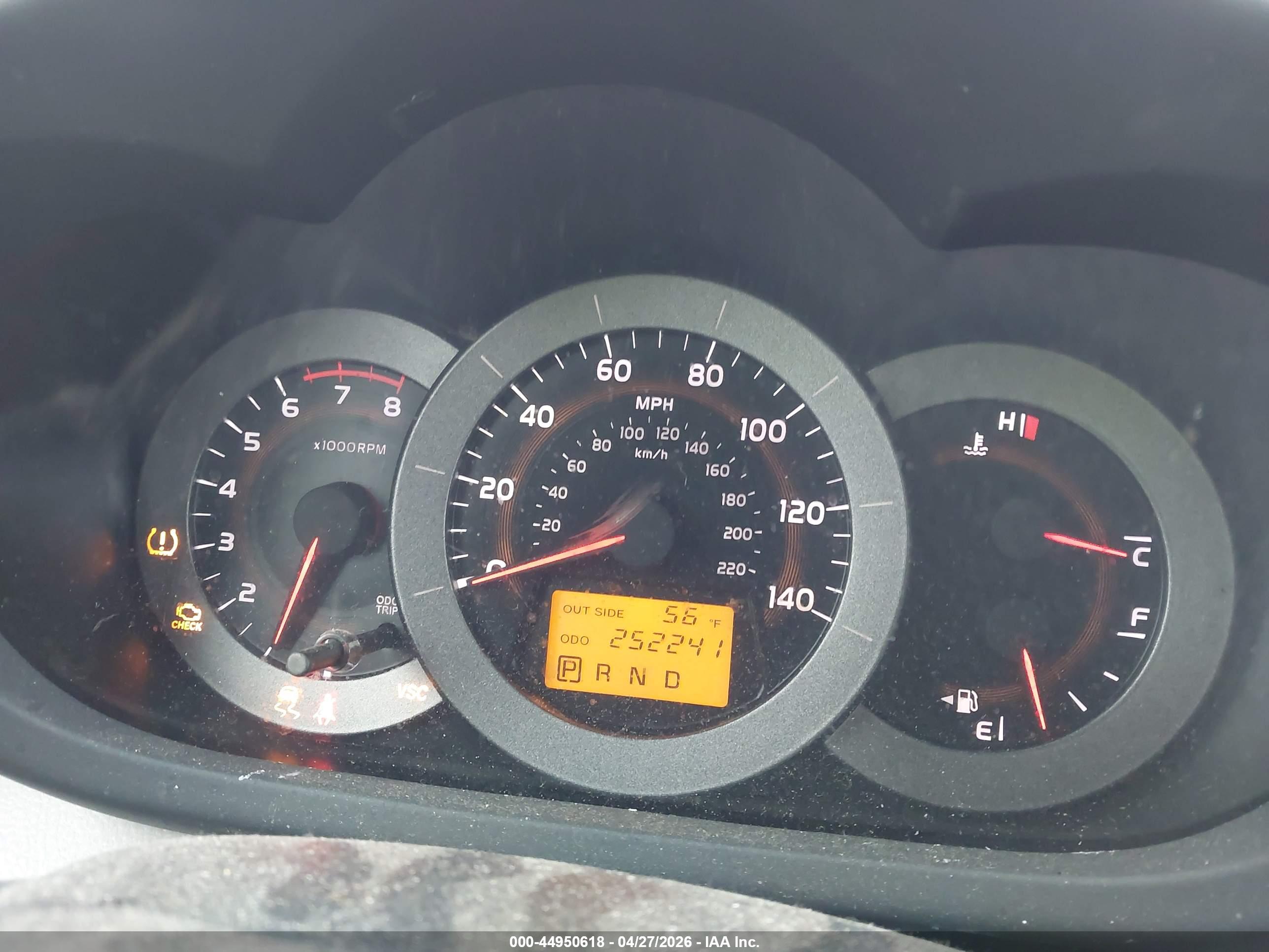 TOYOTA RAV4 image 7