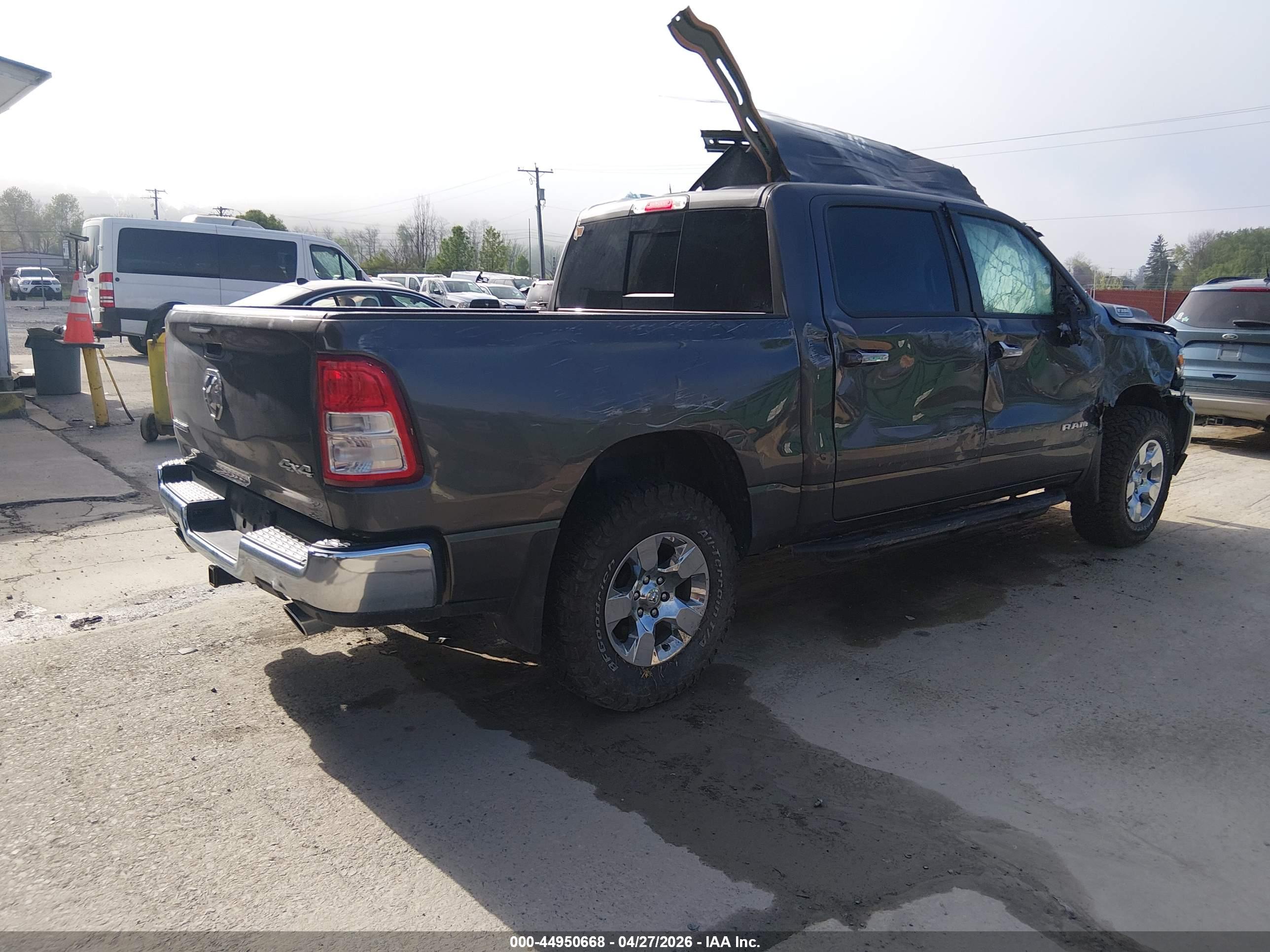 RAM 1500 image 4