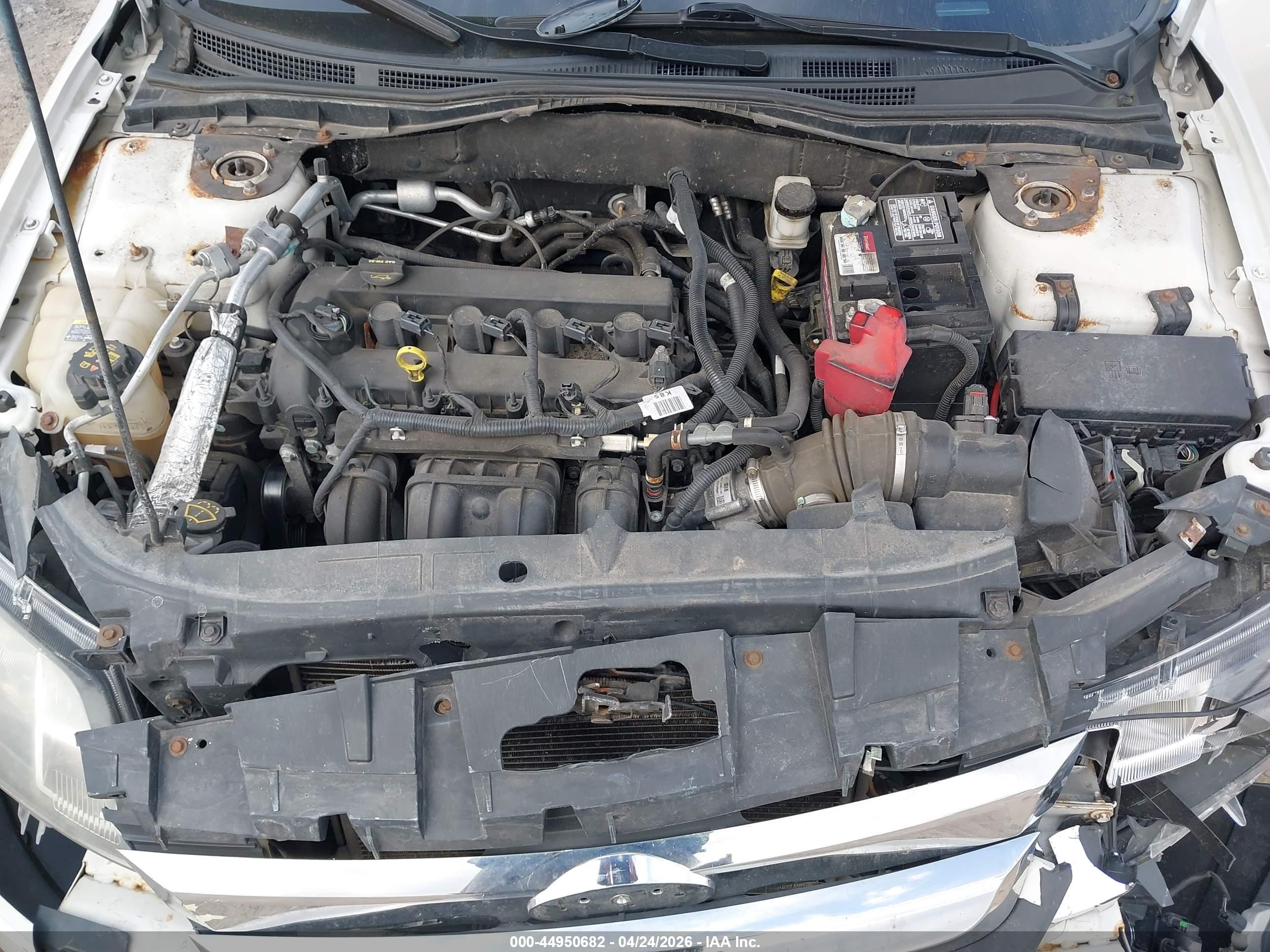 FORD FUSION image 10