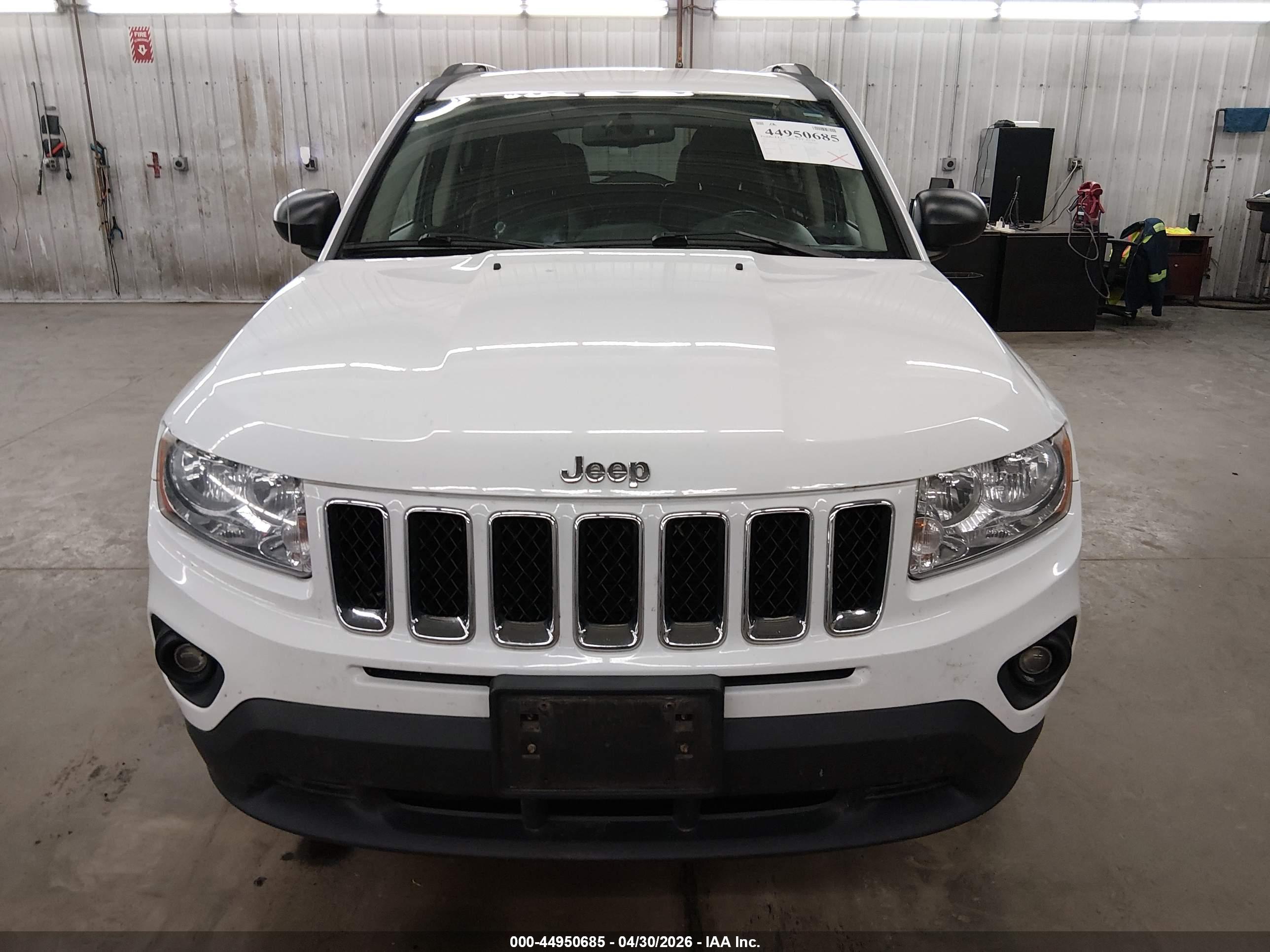 JEEP COMPASS image 6
