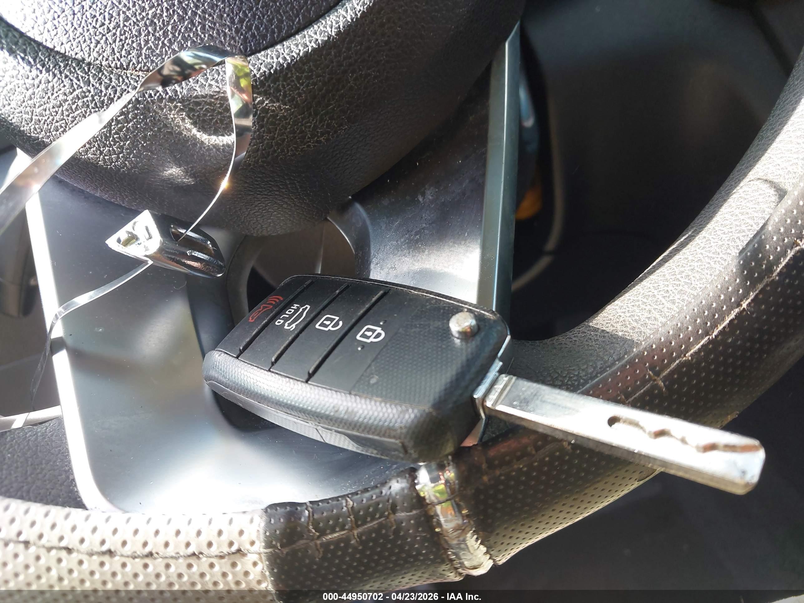 KIA OPTIMA image 11