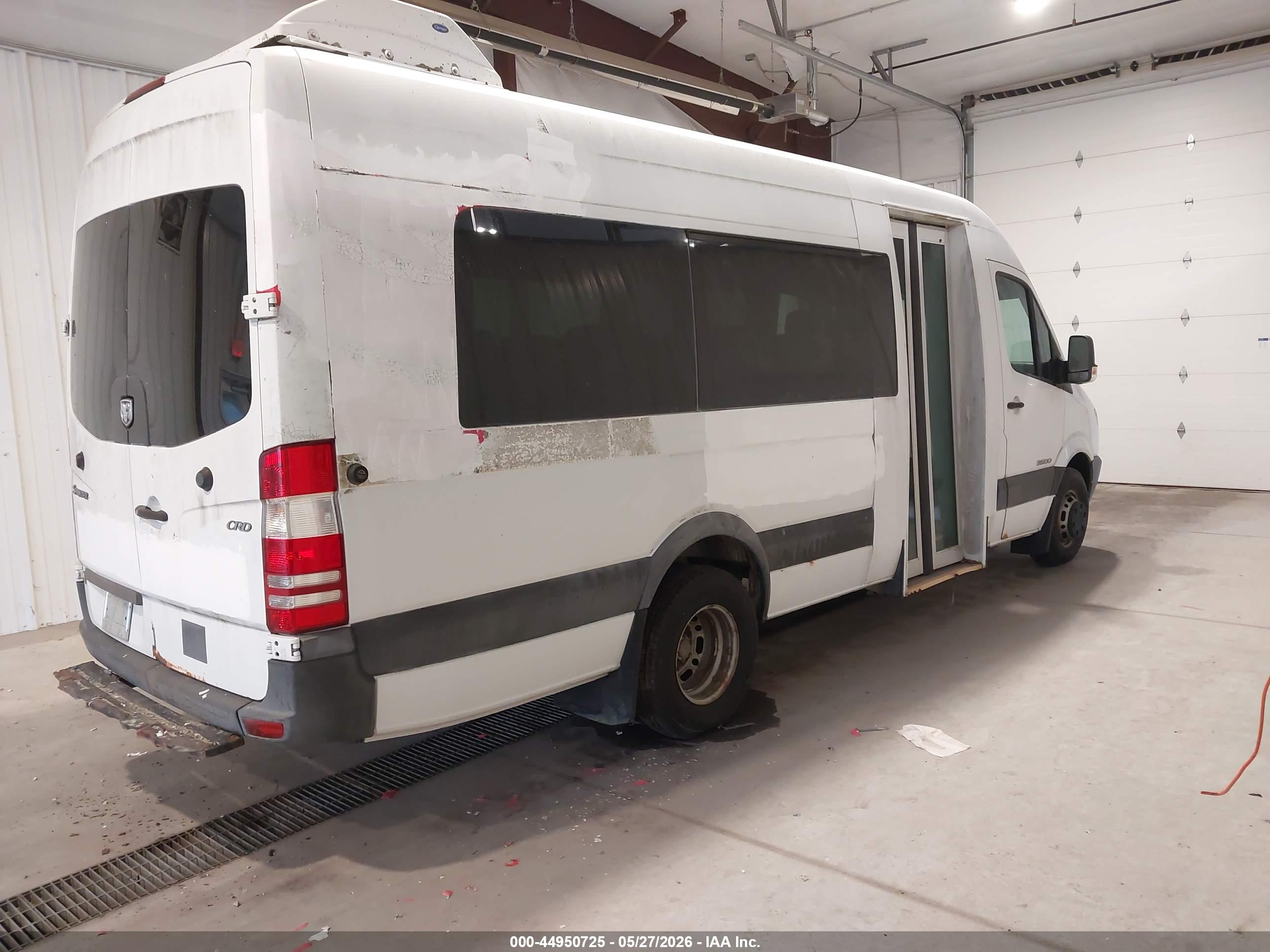 DODGE SPRINTER image 4