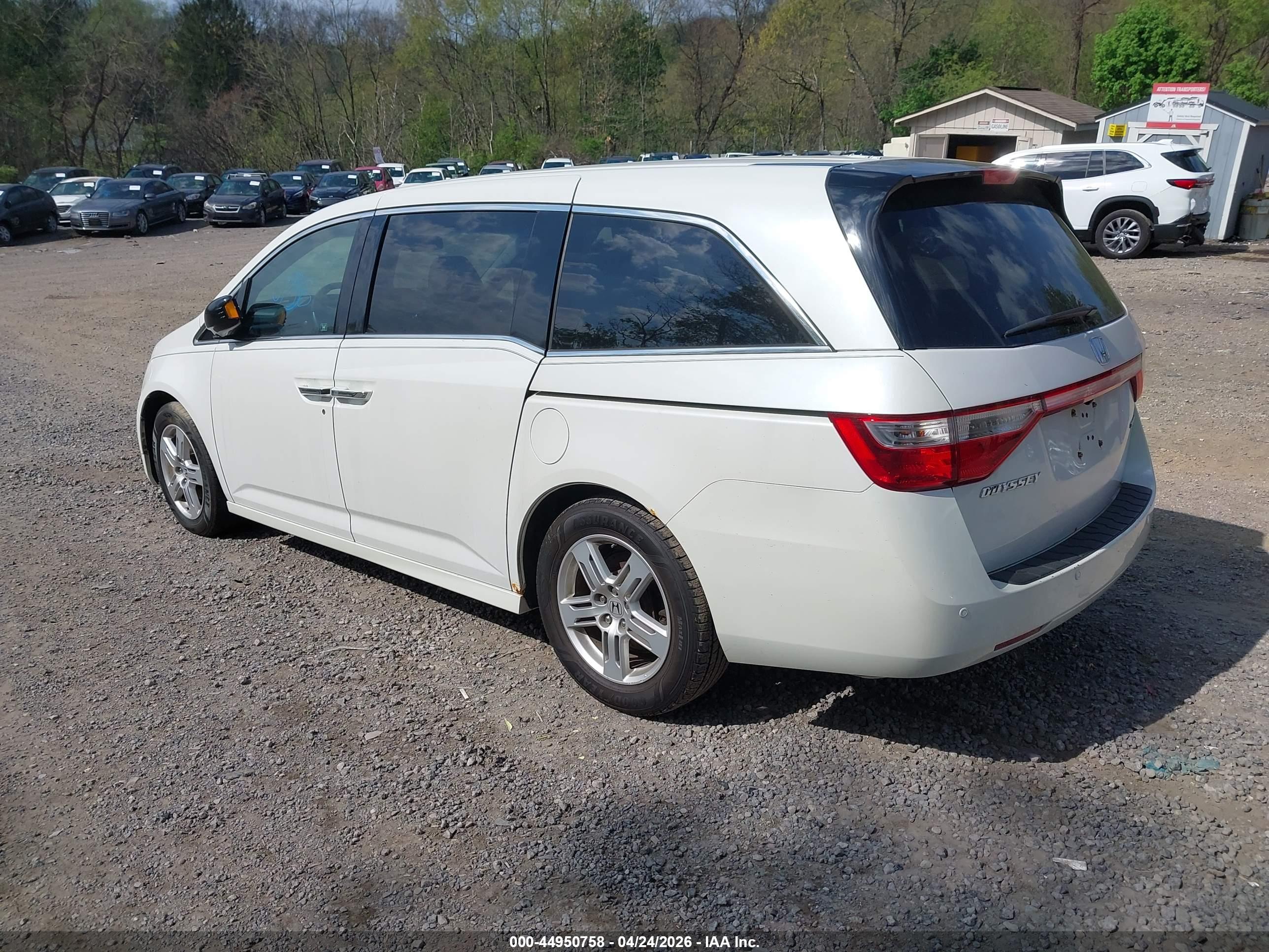 HONDA ODYSSEY image 3