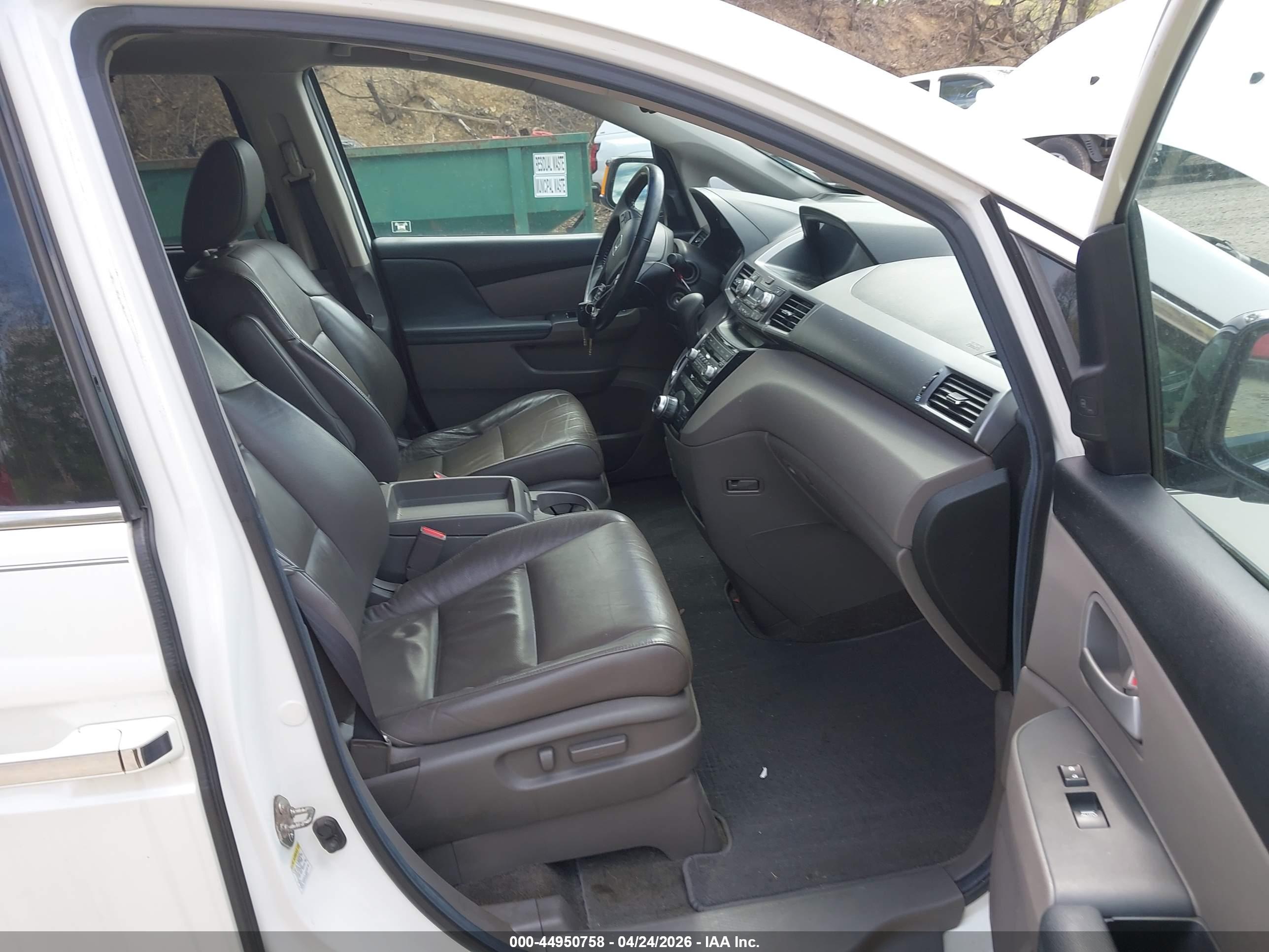 HONDA ODYSSEY image 5