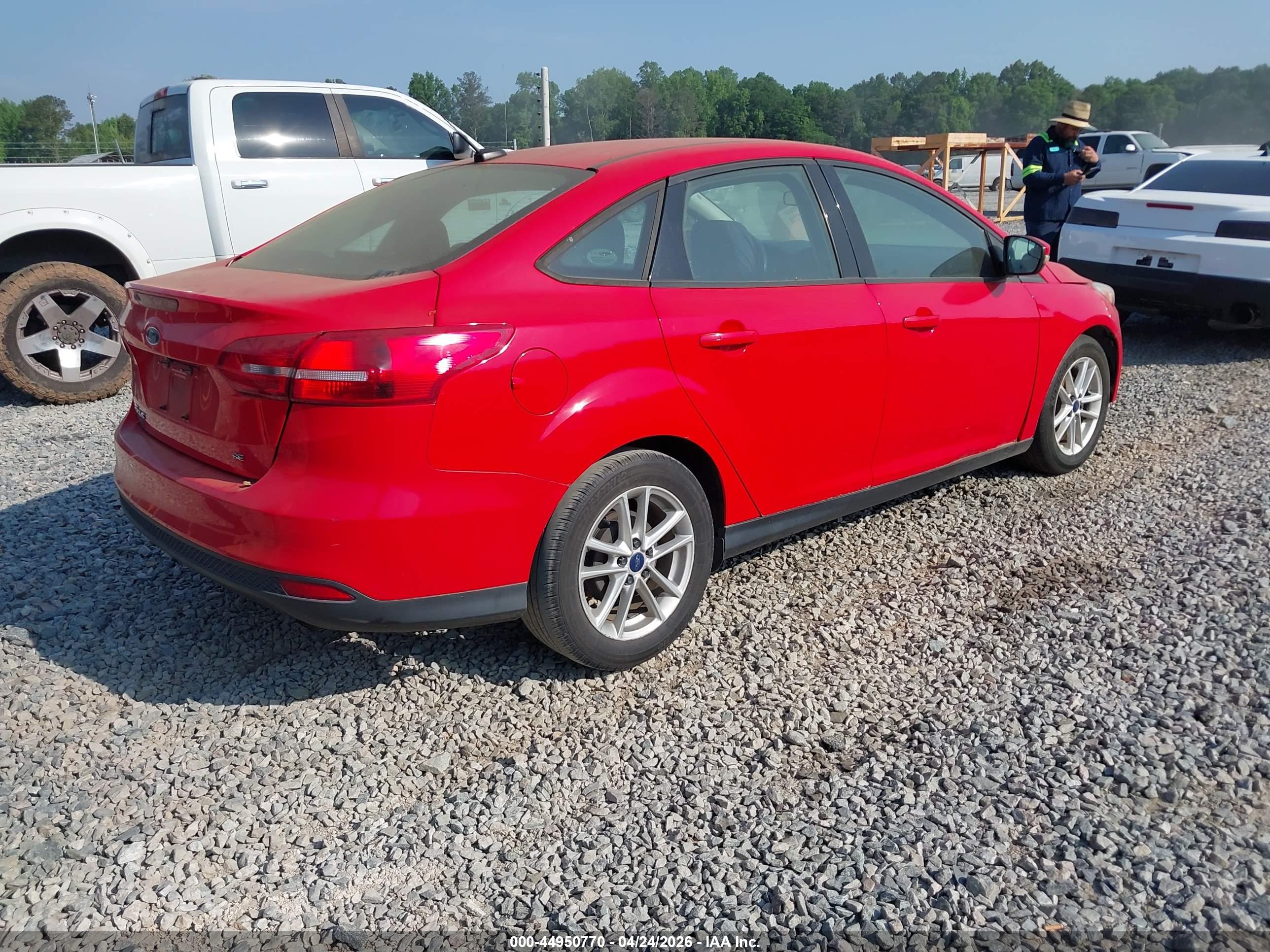 FORD FOCUS image 4